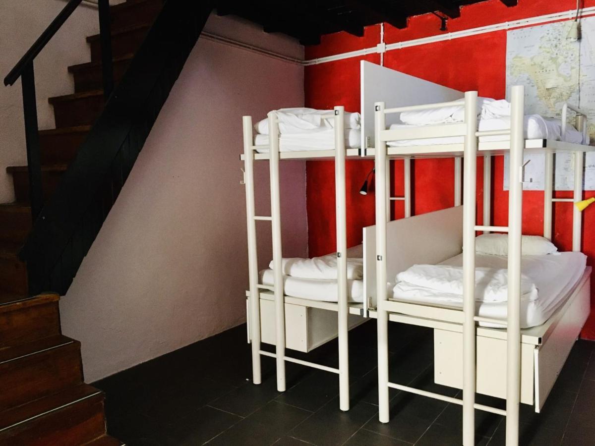 Lit dans Dortoir Mixte de 14 Lits avec Salle de Bains Privative