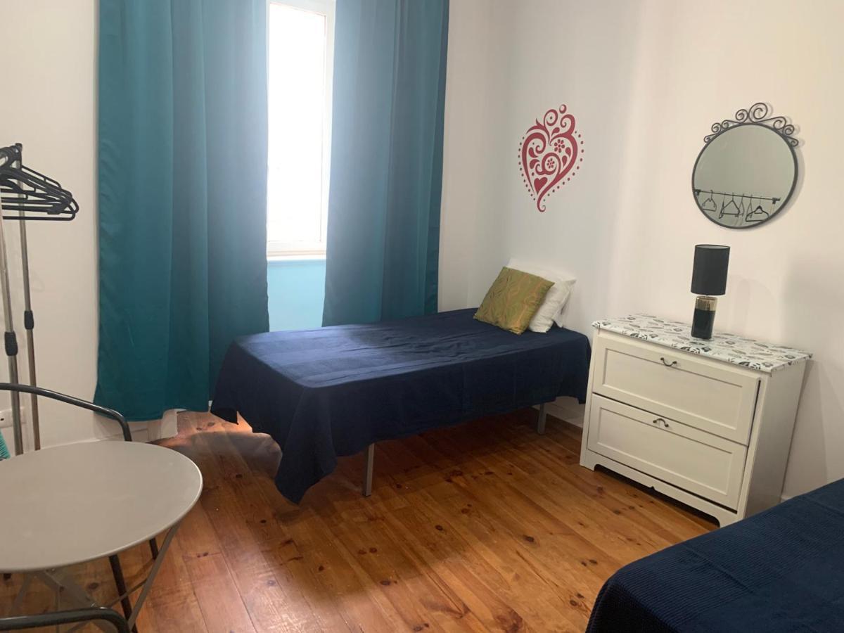 Habitación Doble con baño compartido - 1 o 2 camas