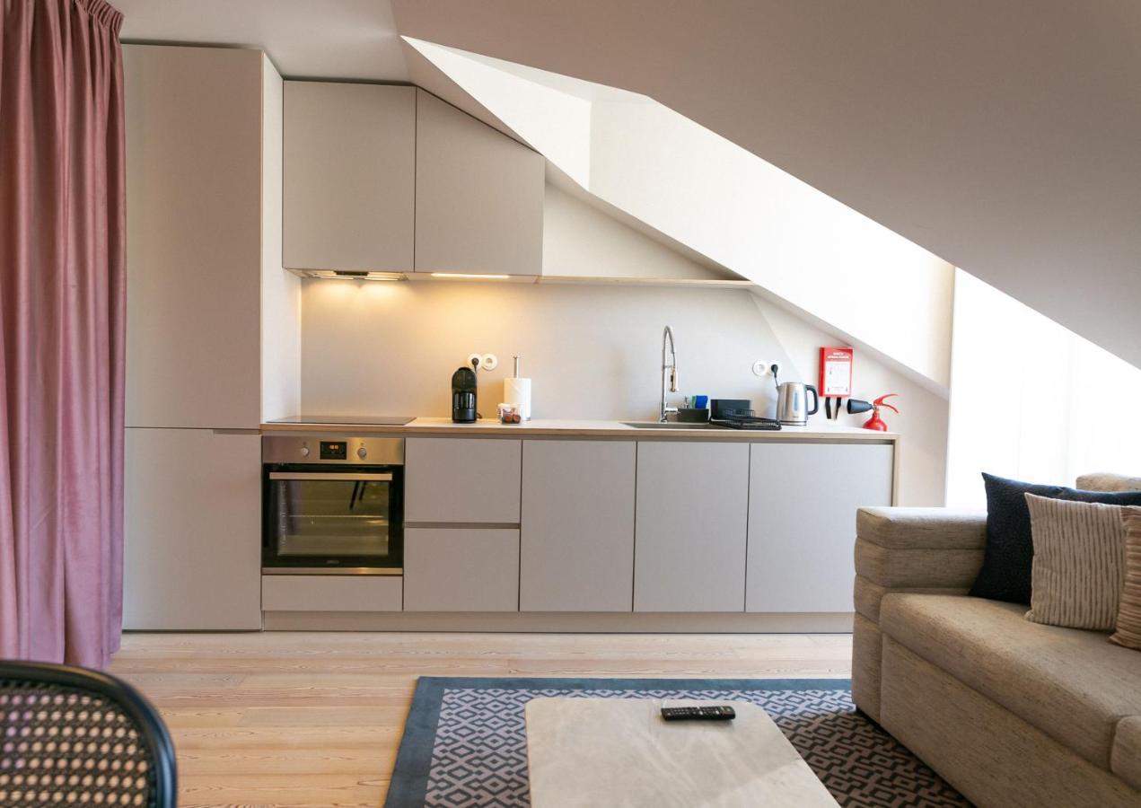 One-Bedroom Apartment Castle View