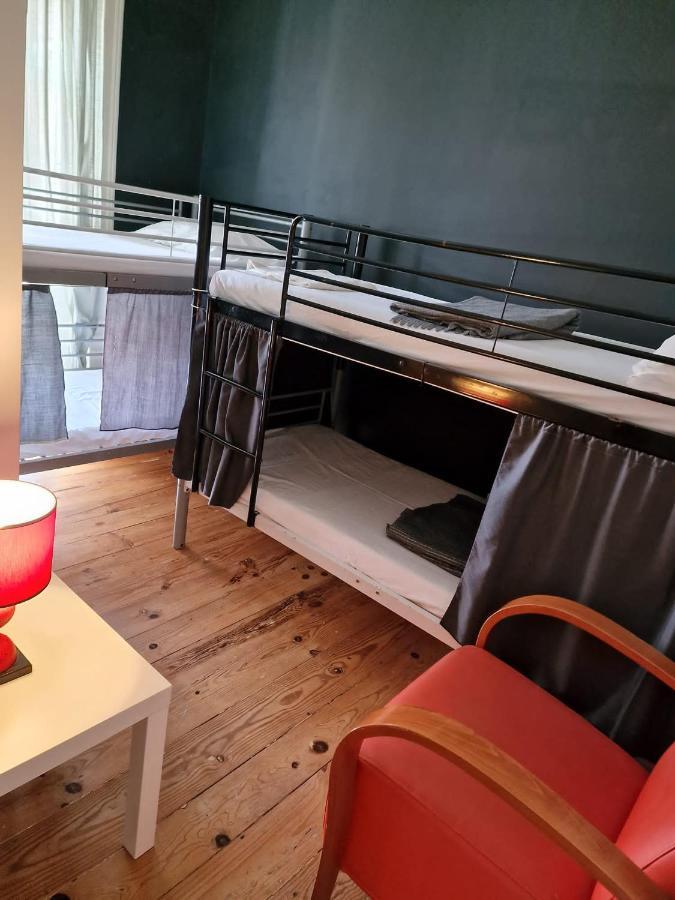 Single Bed 4-Bed Dormitory Room