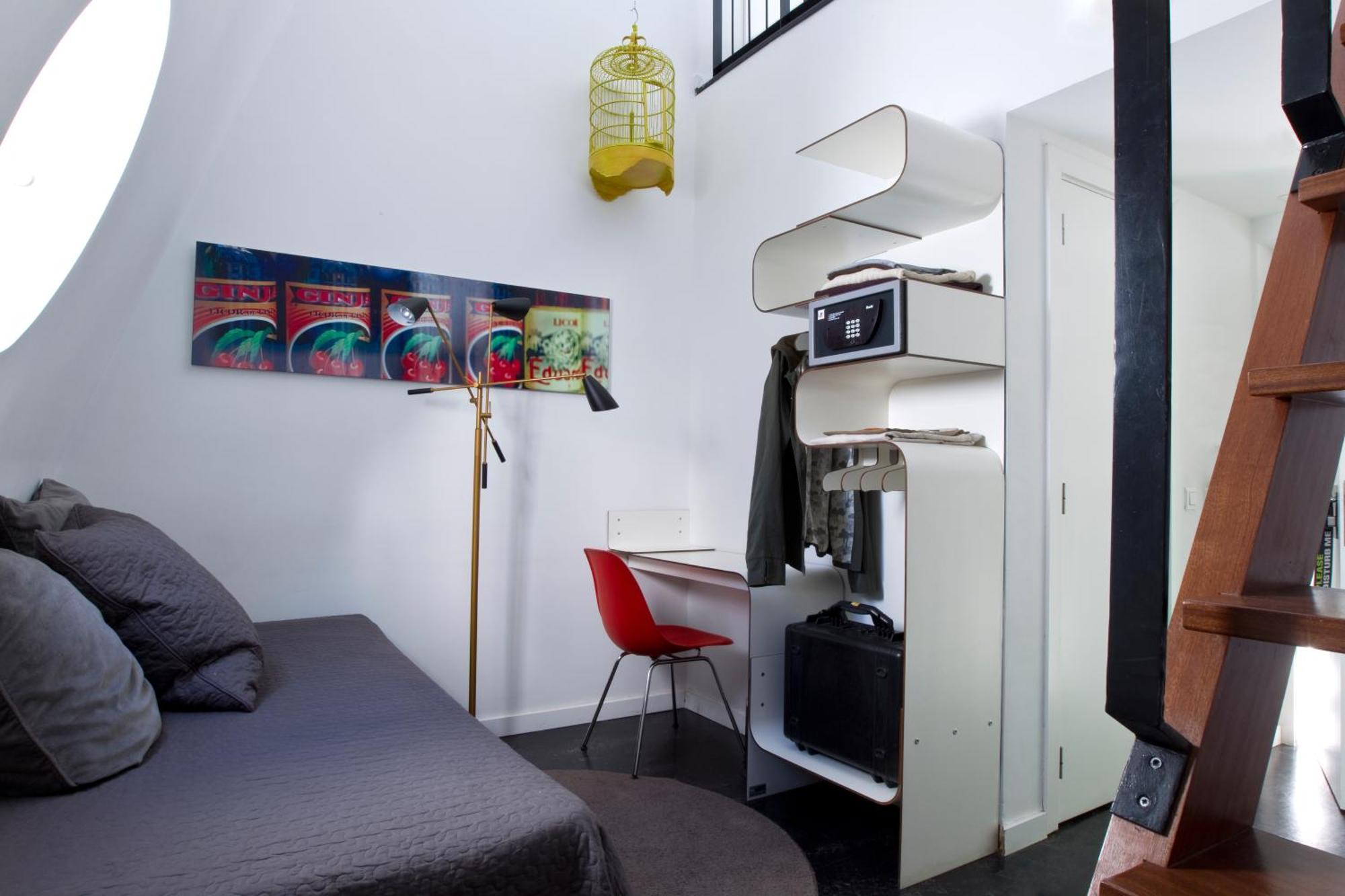 Duplex Triple Room