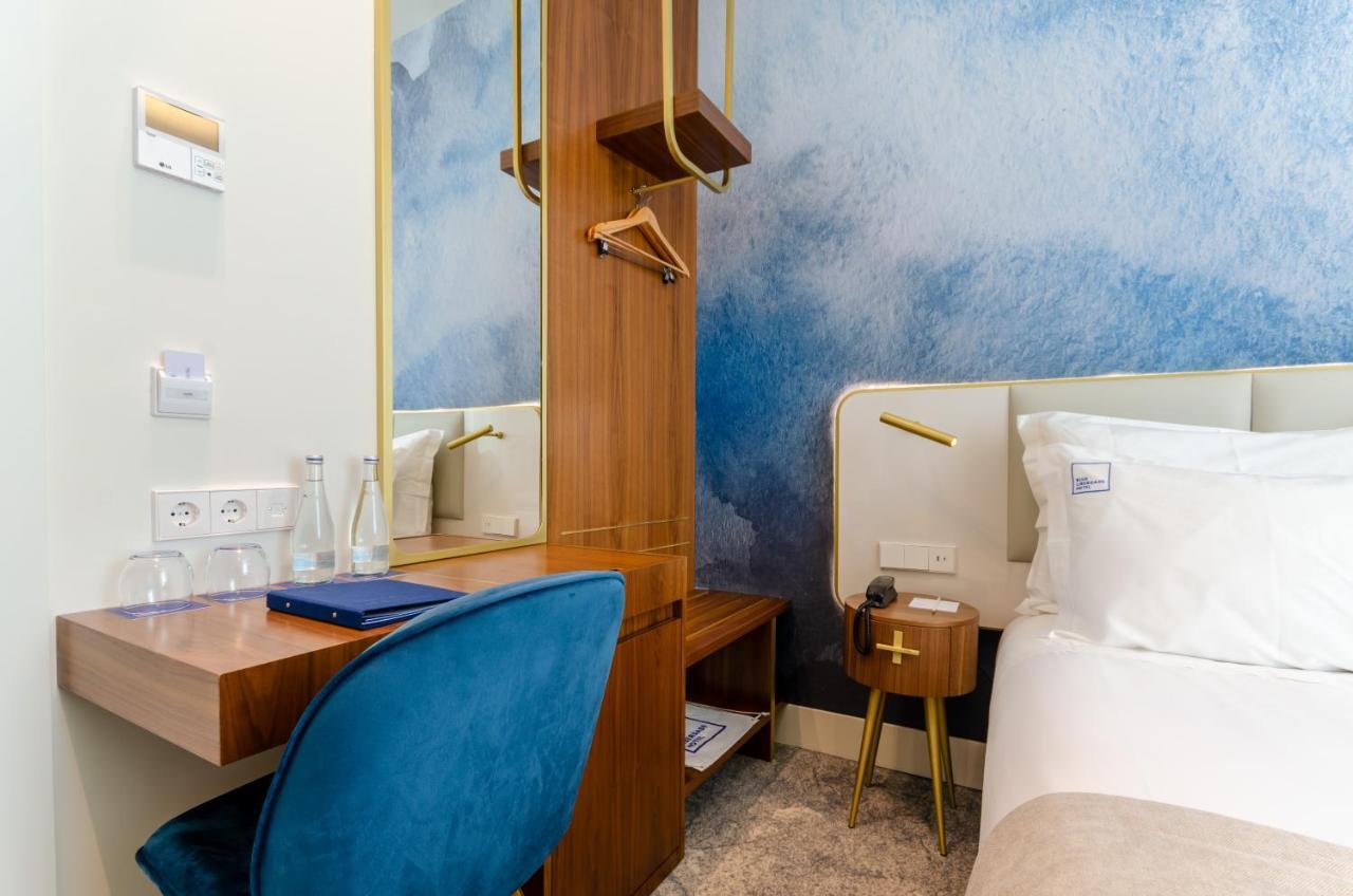 Small Double or Twin Room City View