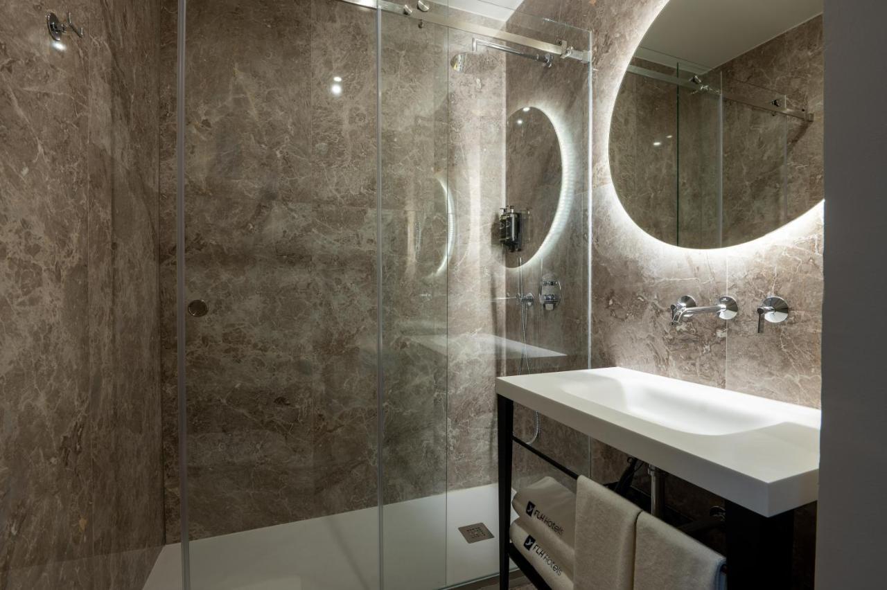 Chambre Lits Jumeaux avec Salle de Bains Privative Séparée