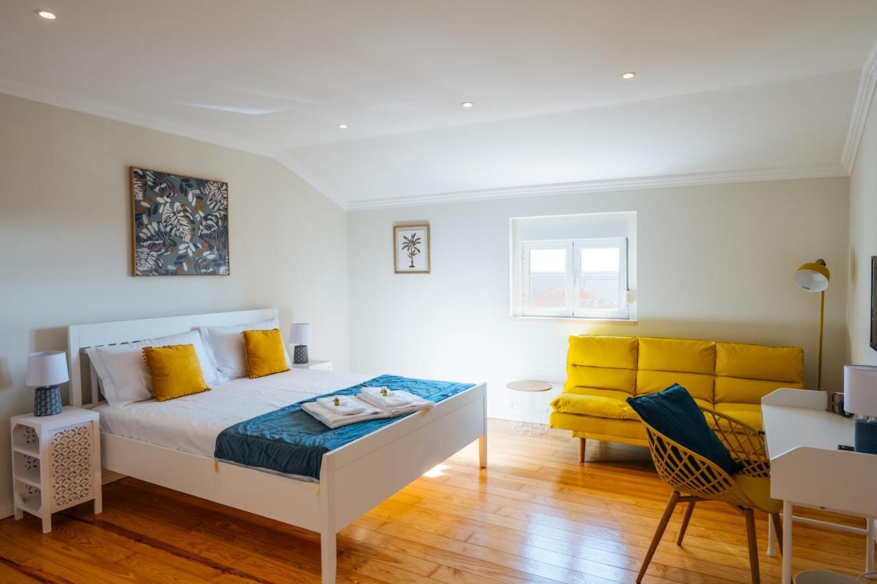 Superior King River View Room