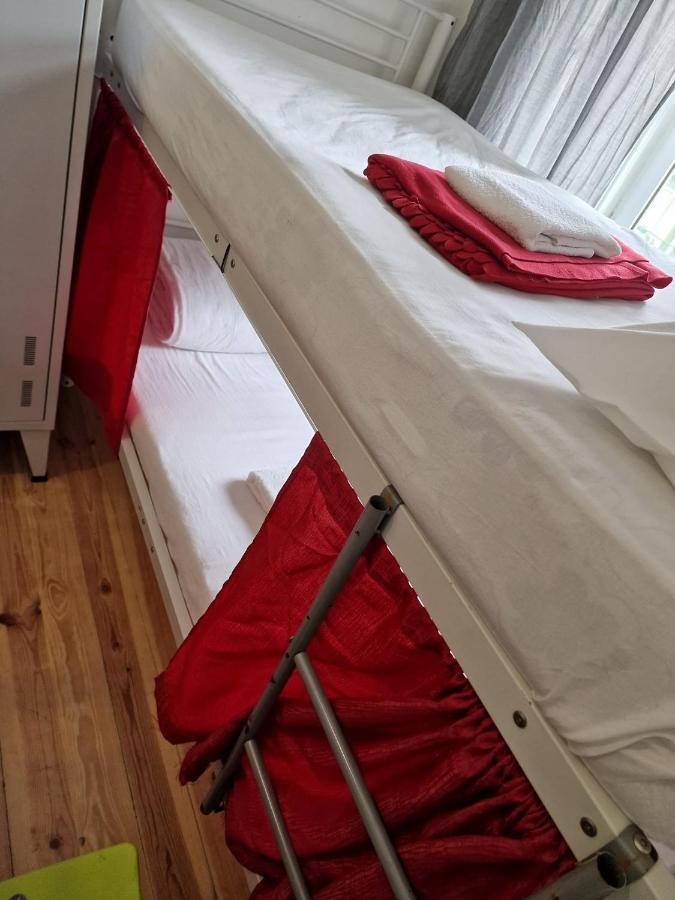 Single Bed 4-Bed Dormitory Room