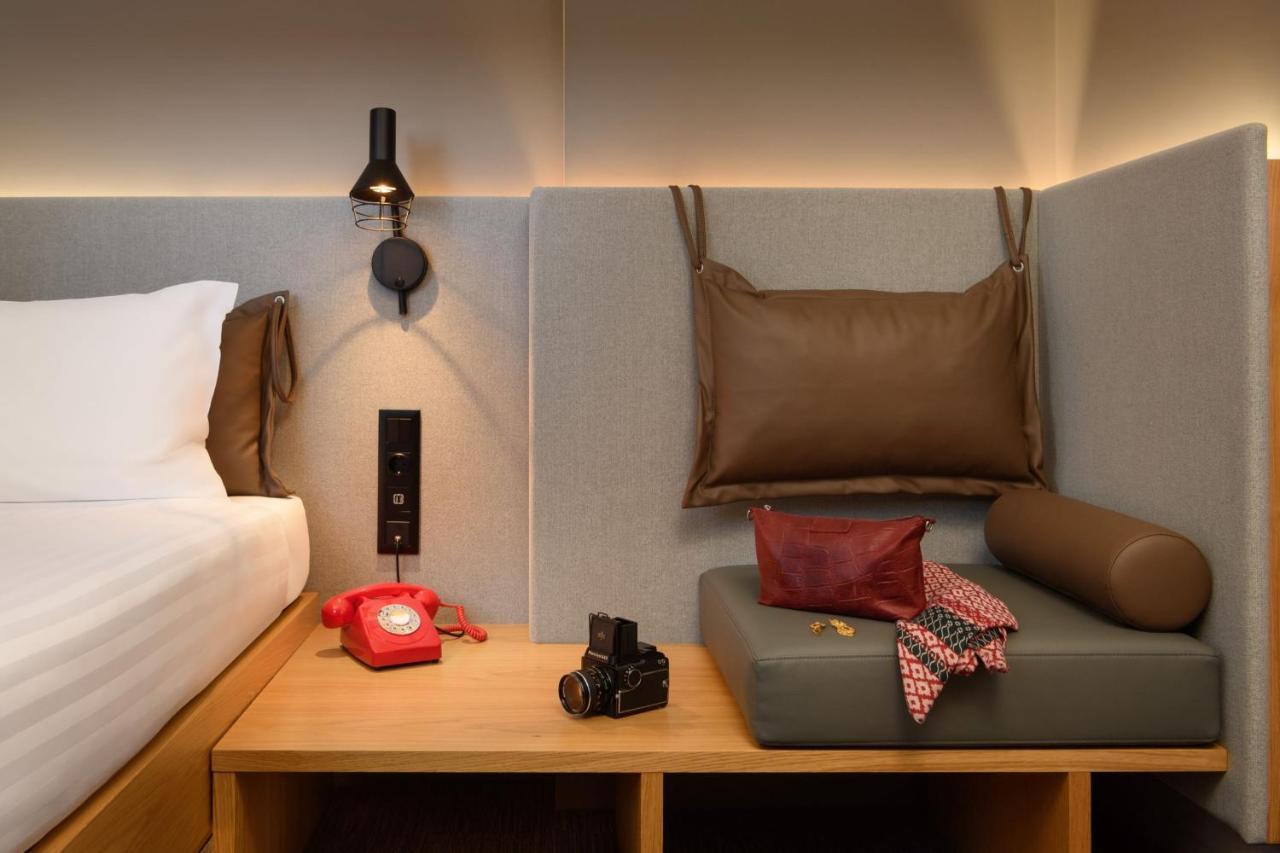 Moxy Sleeper Queen Room
