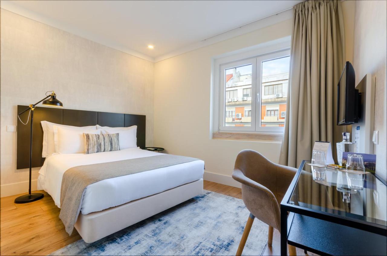 Double Room,1588436359:JPEG