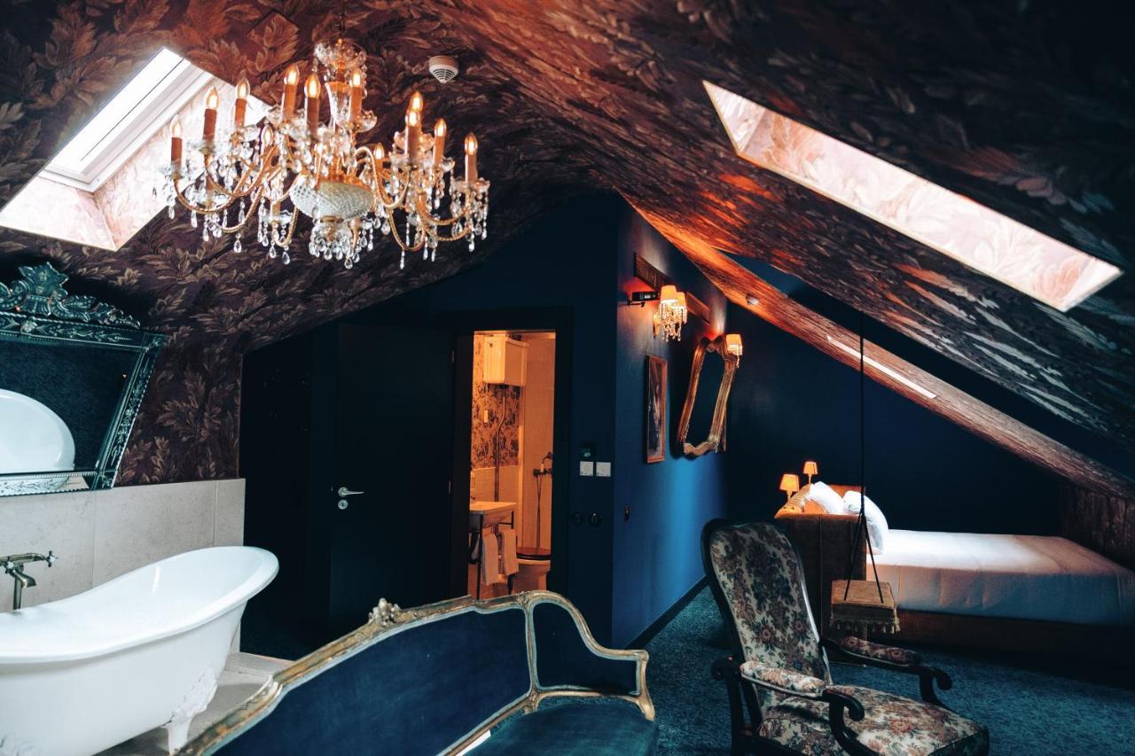 Suite Bath