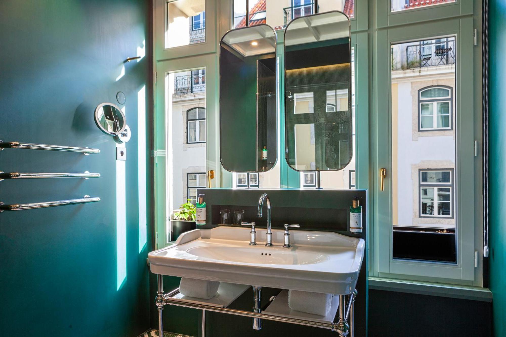 Deluxe Double Room City View
