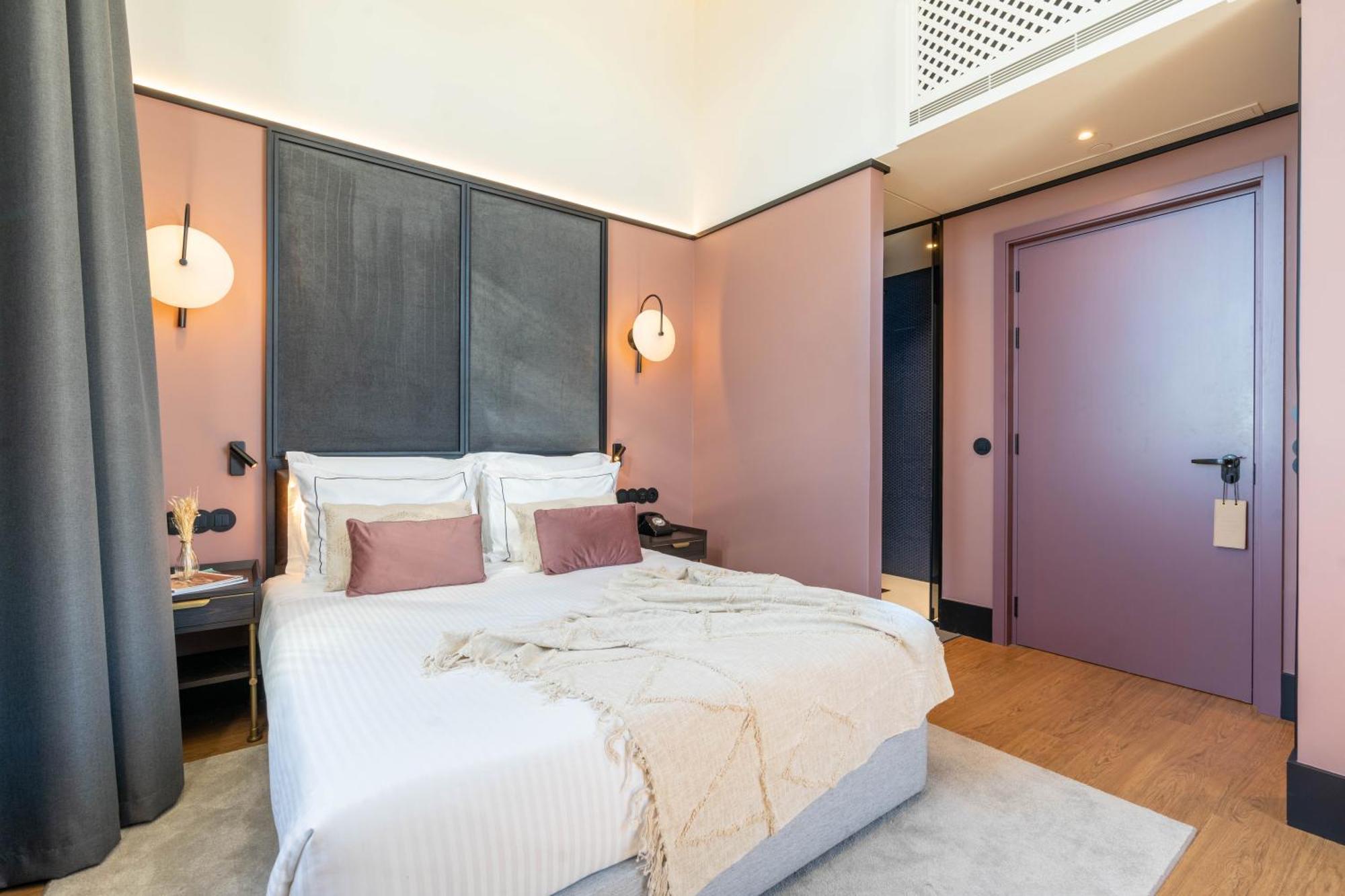 Gemütliches Doppelzimmer mit Flussblick