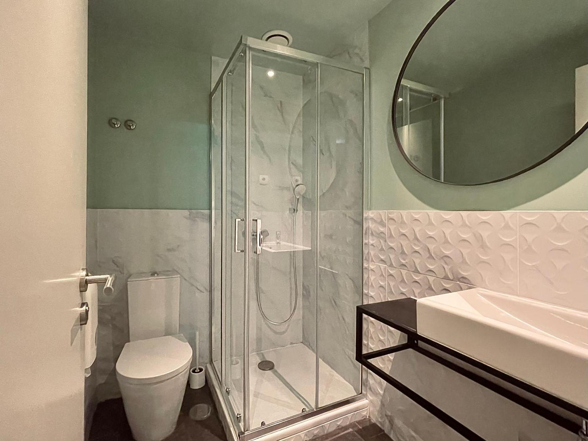 Quarto Duplo Standard com Casa de Banho Partilhada