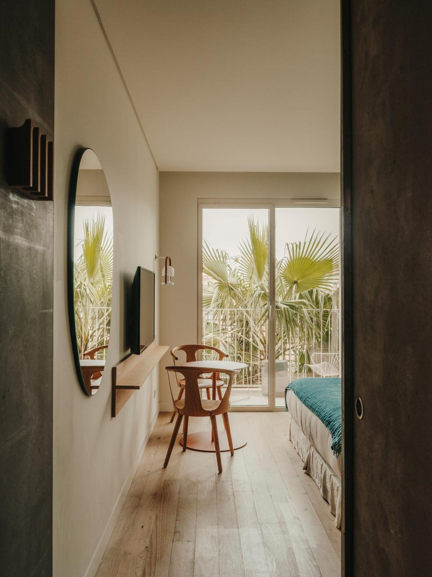 Double or Twin Room Balcony