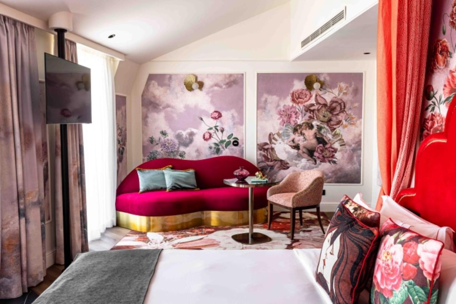 King Suite Spa Bath