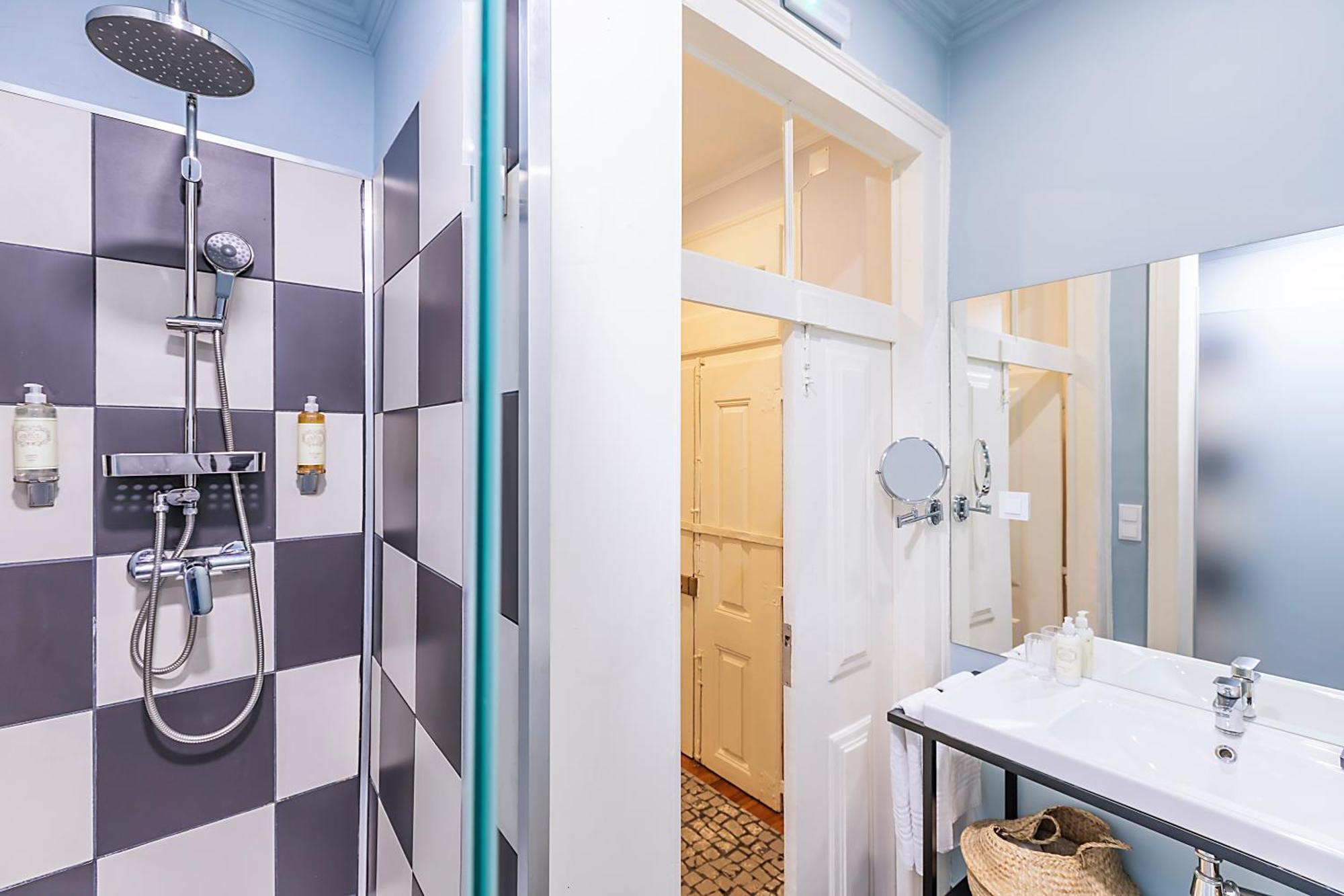 Double Room Private External Bathroom