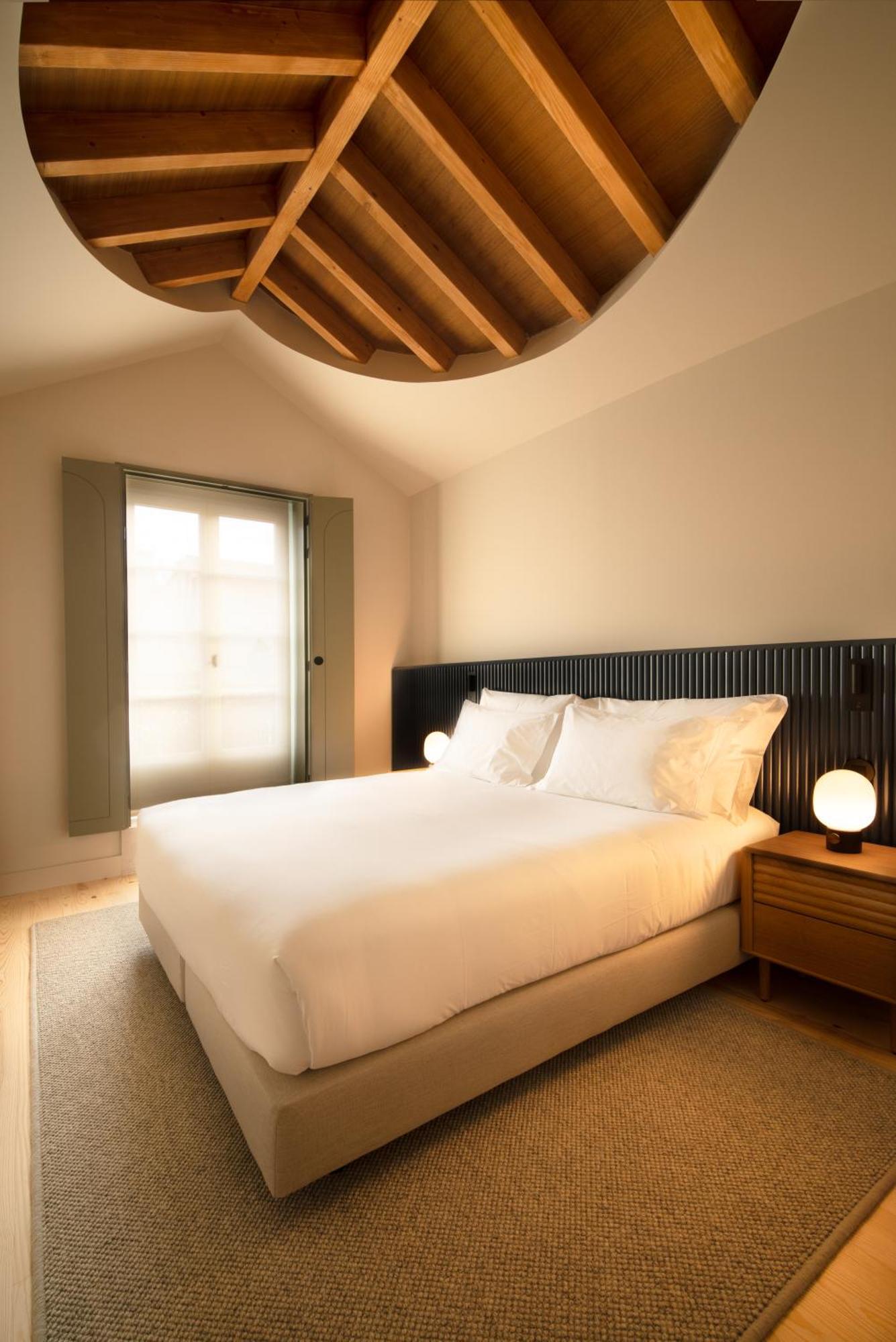 Premium Two-Bedroom Apartment Terrace
