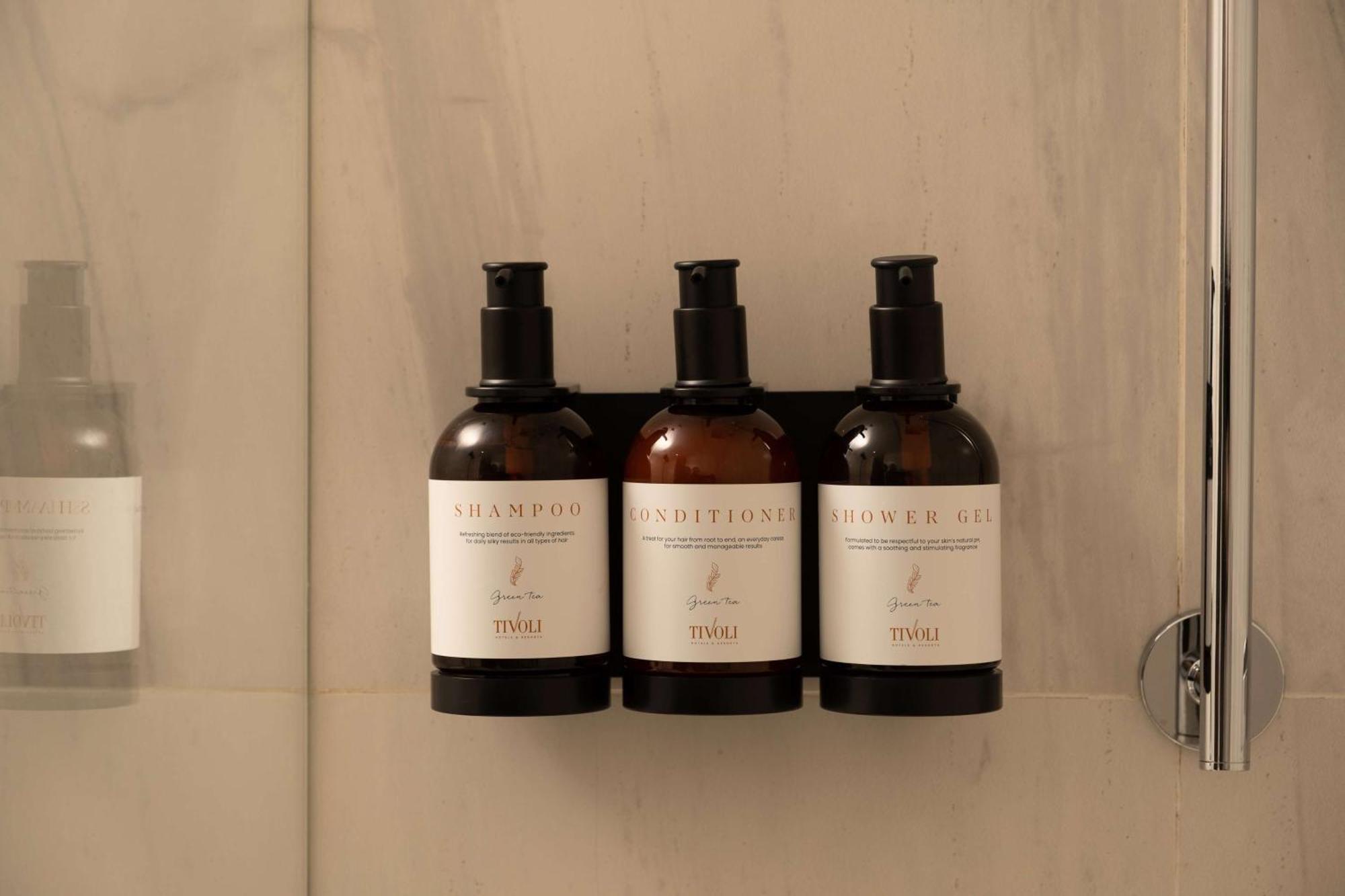 Deluxe Room,1705611061:JPEG