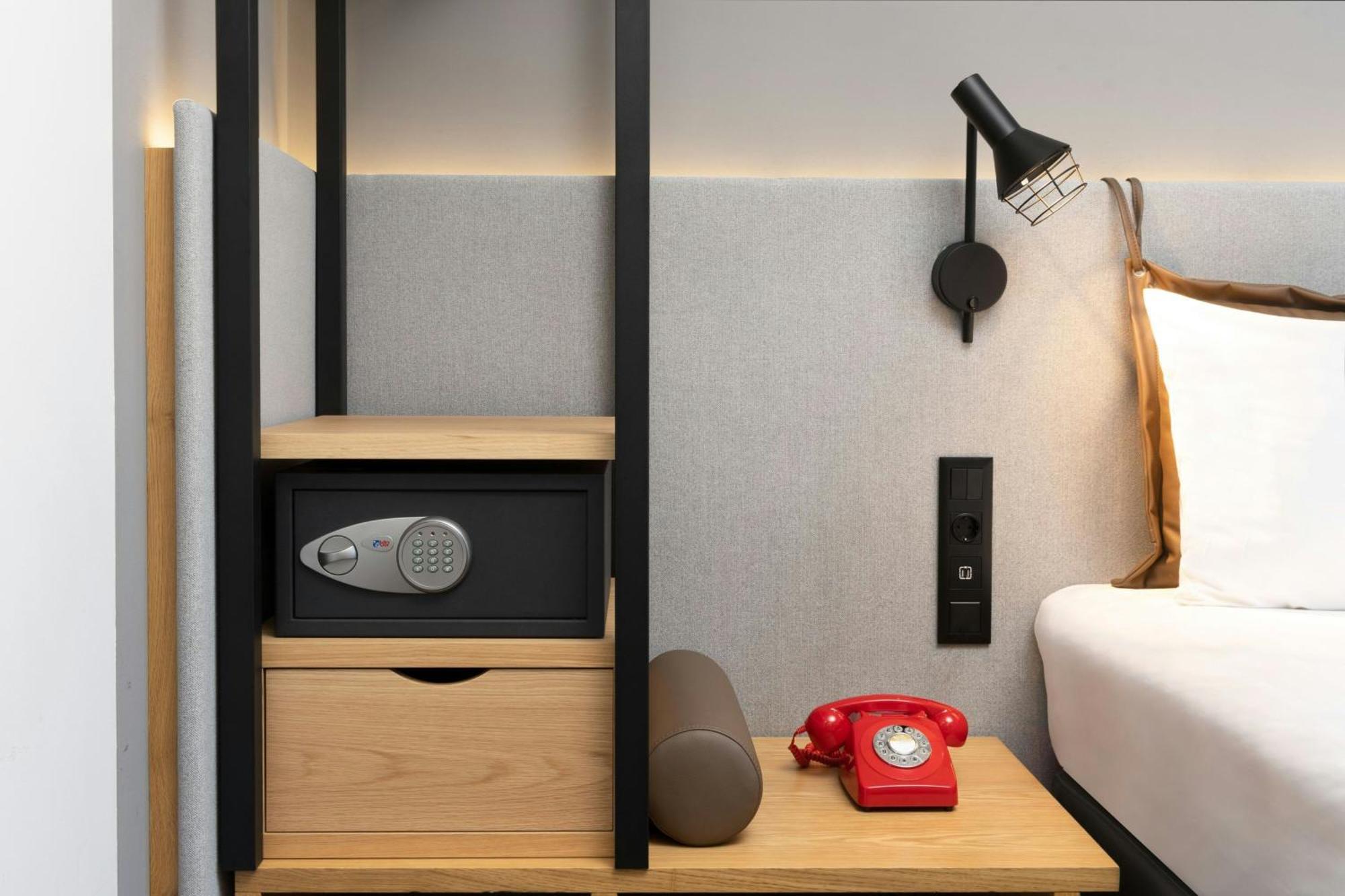 Moxy Sleeper Twin Room