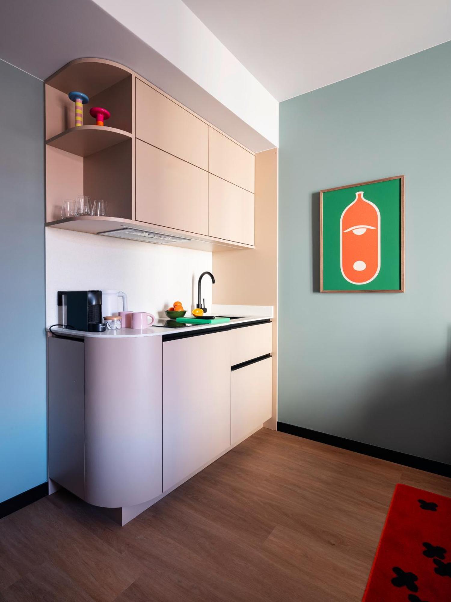 Large Studio Kitchenette