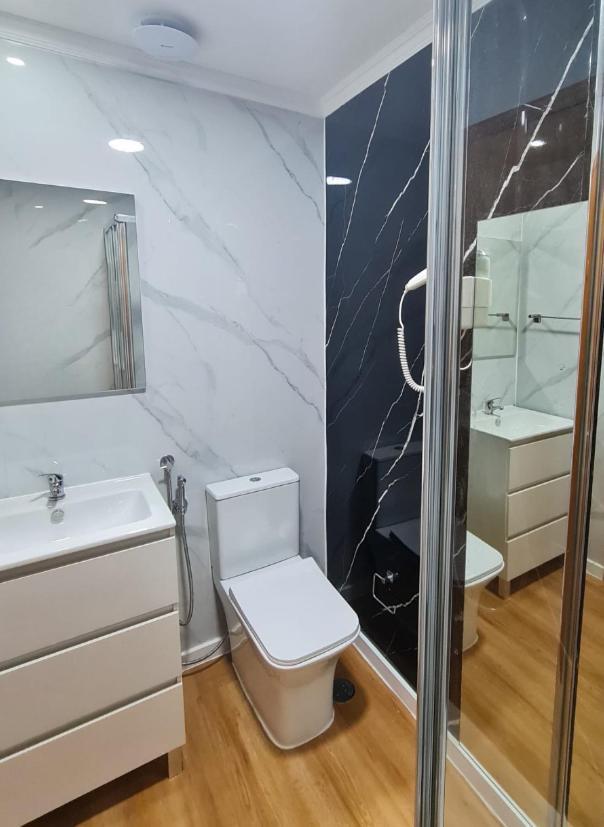 Economy Twin Room