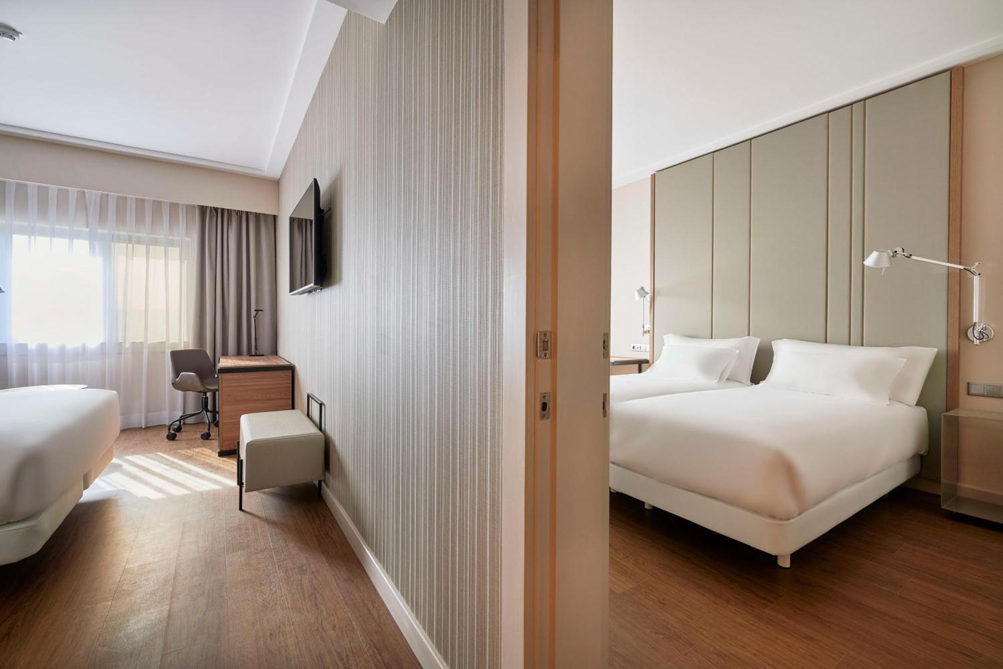 Chambre Familiale Communicante (3 Adultes + 1 Enfant)