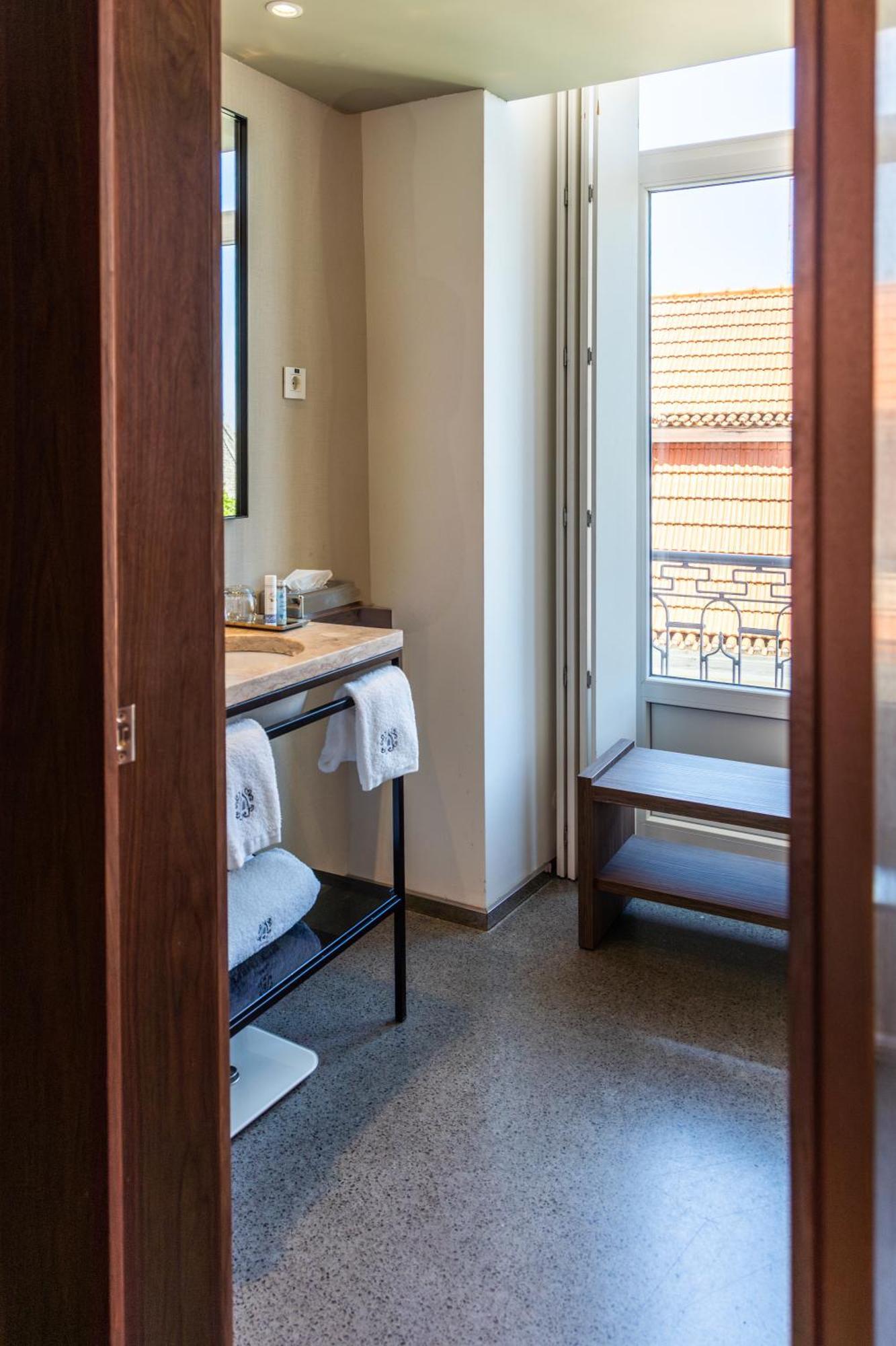 Deluxe Doppel- oder Zweibettzimmer mit Blick auf den Fluss oder die Burg