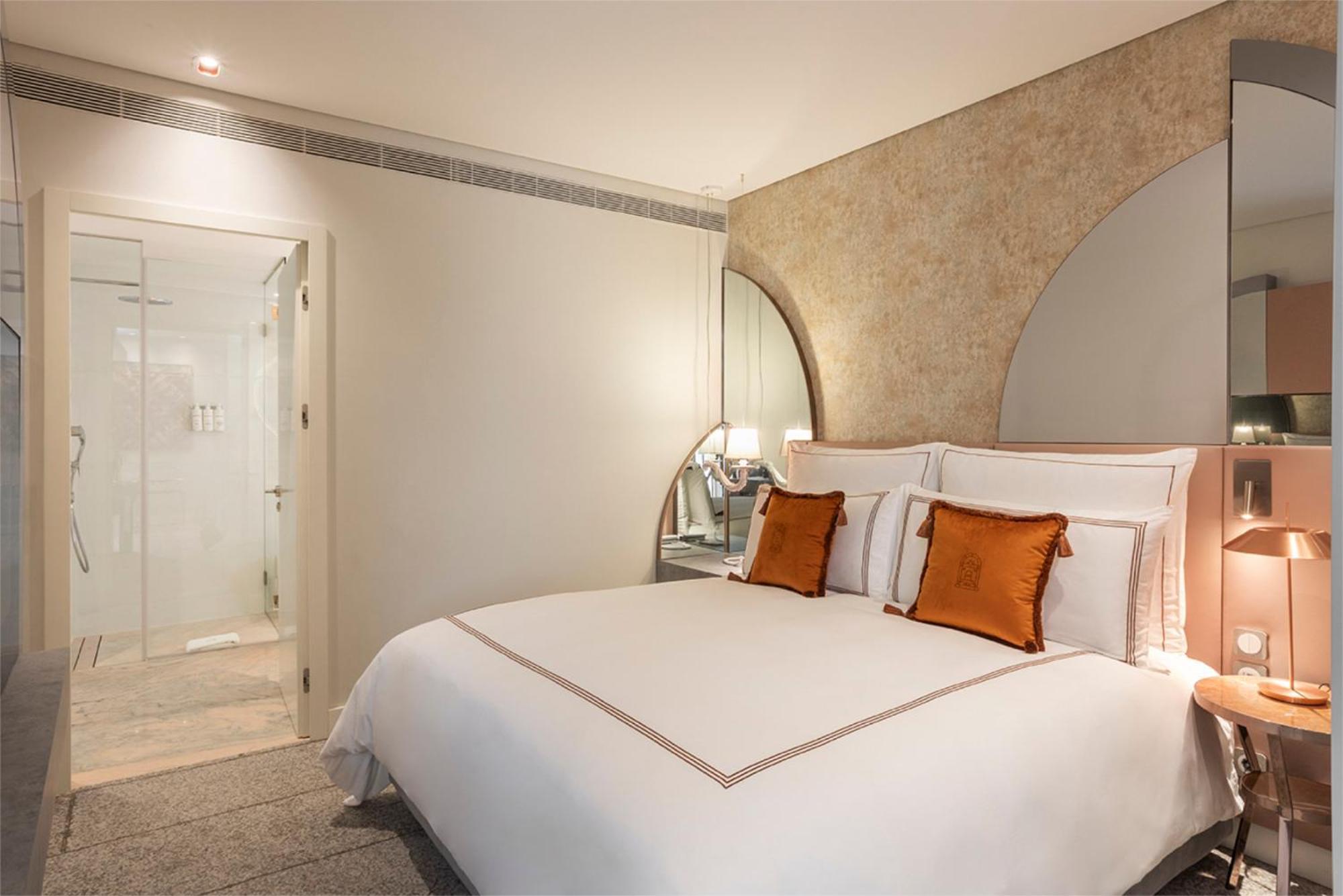 Premium King Room