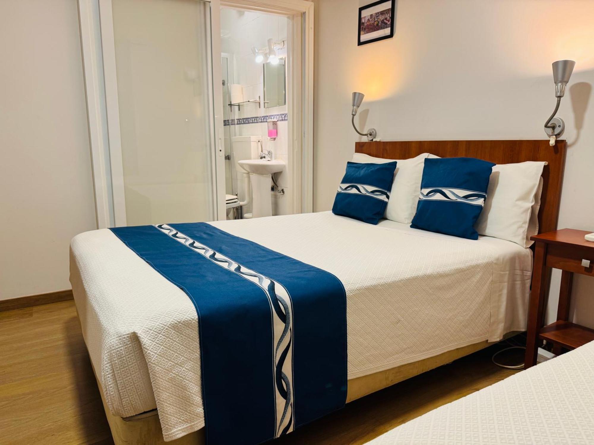 Double Room Private Bathroom