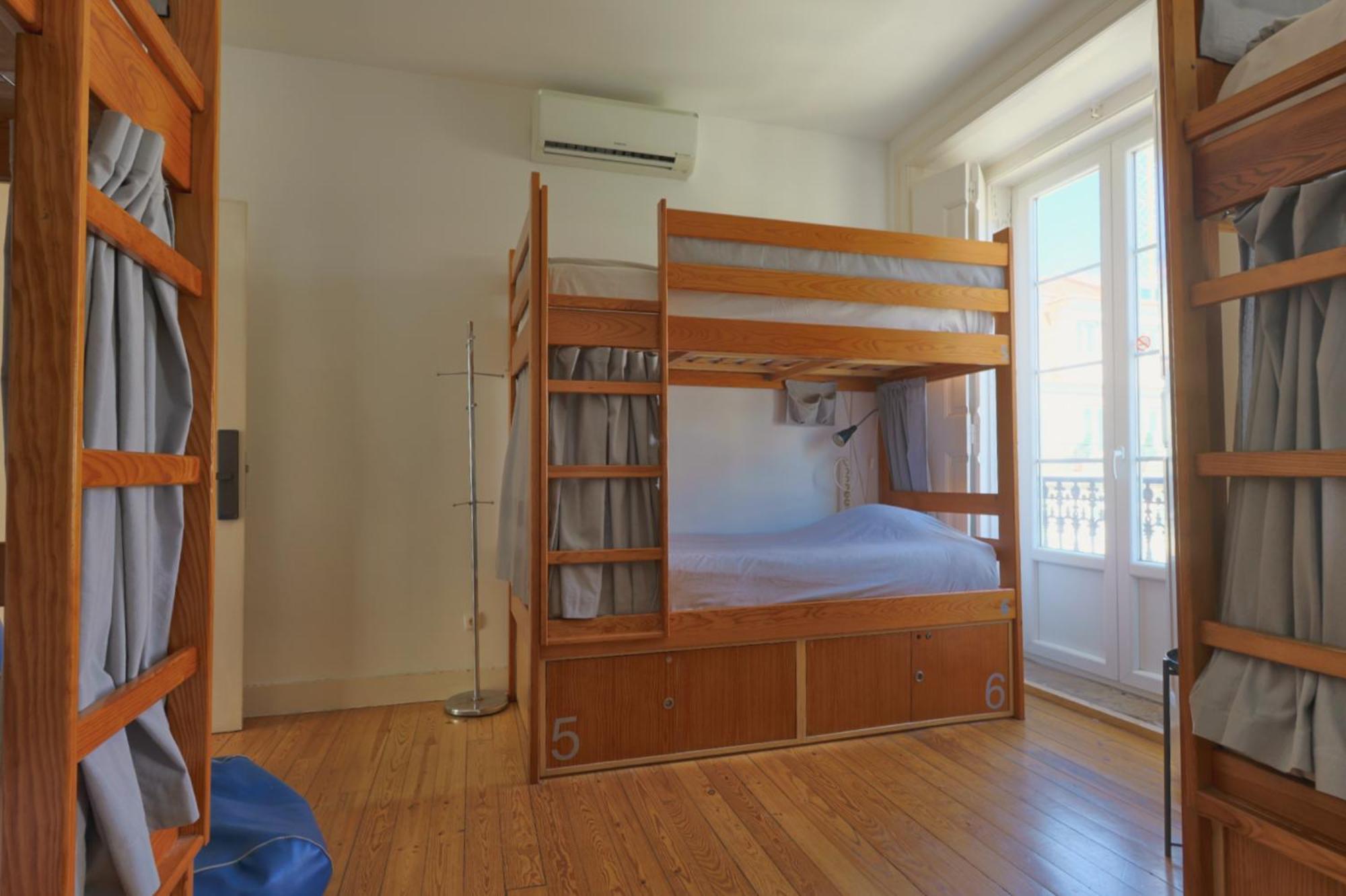 Chambre Familiale avec Salle de Bains