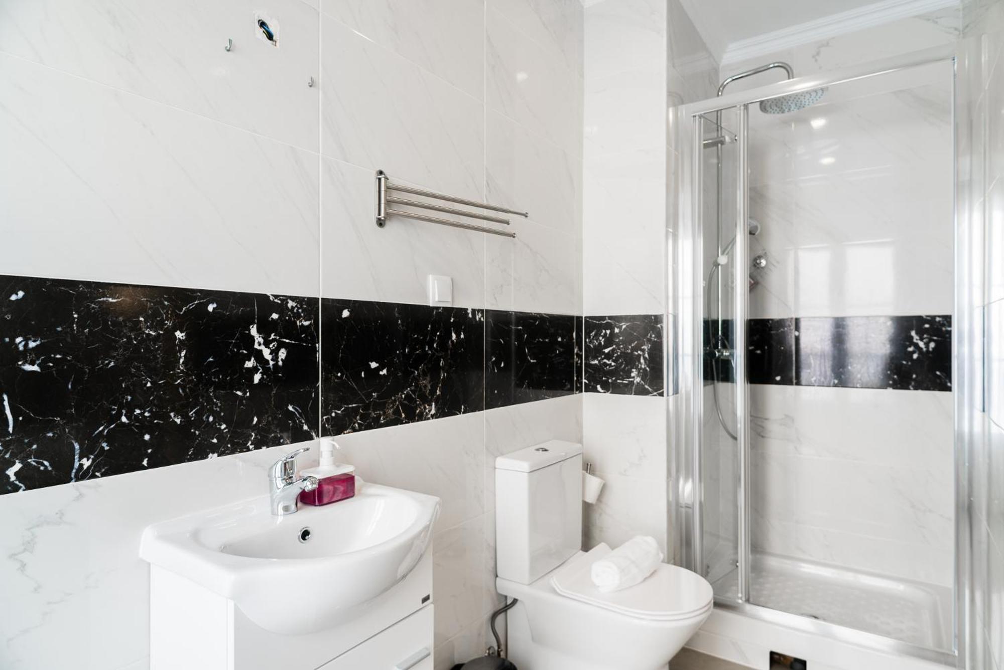 Single Room Private Bathroom