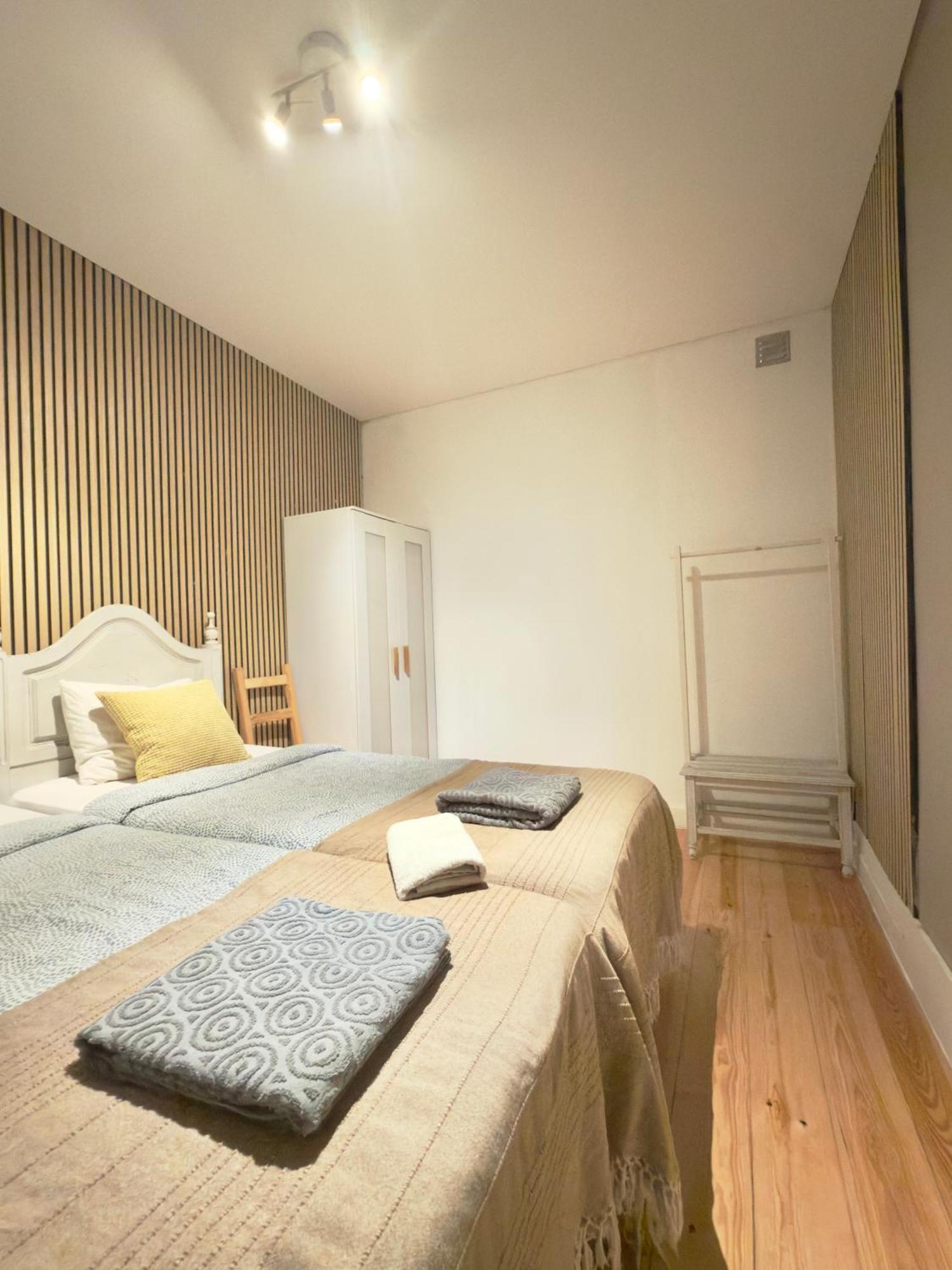 Standard Double Room No Window