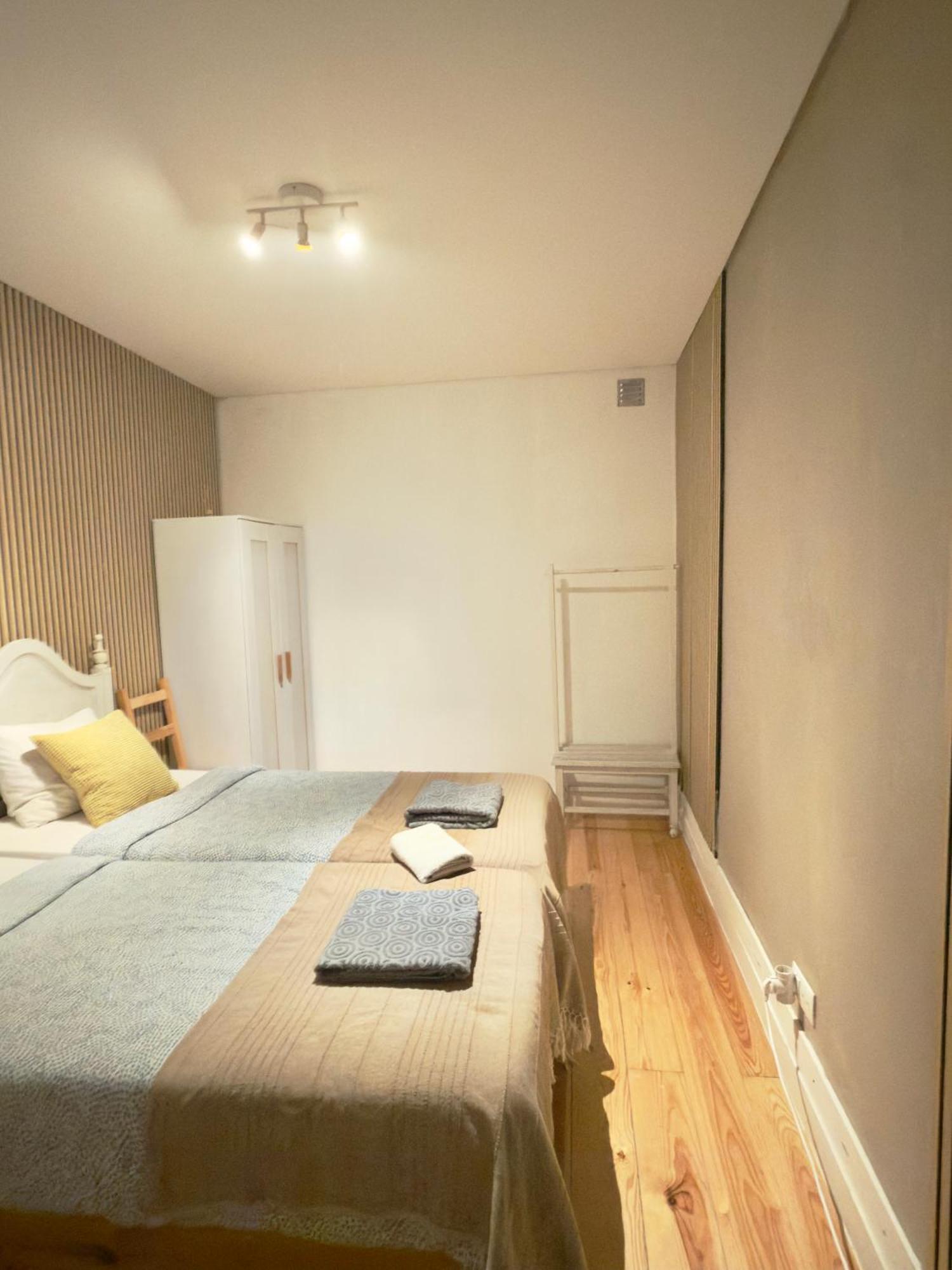 Standard Double Room No Window
