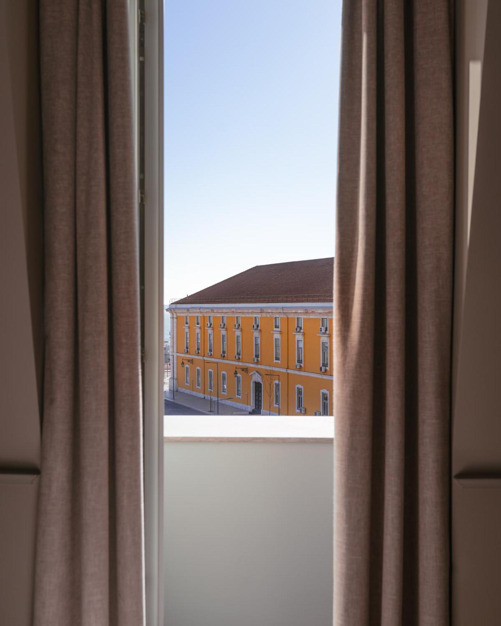 Premium Suite River View