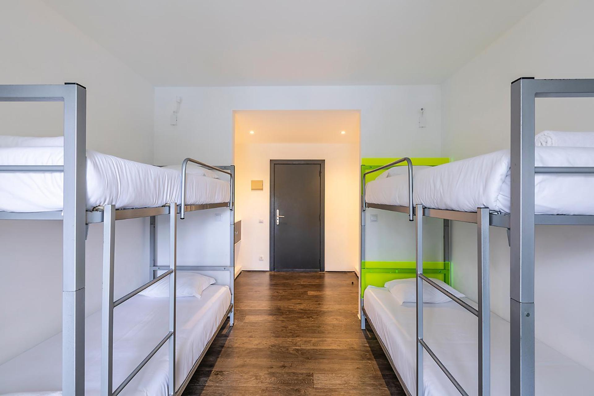 Bed 4-Bed Female Dormitory Room