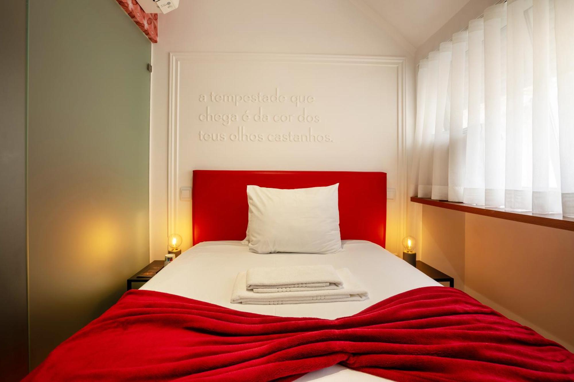 Small Single Room