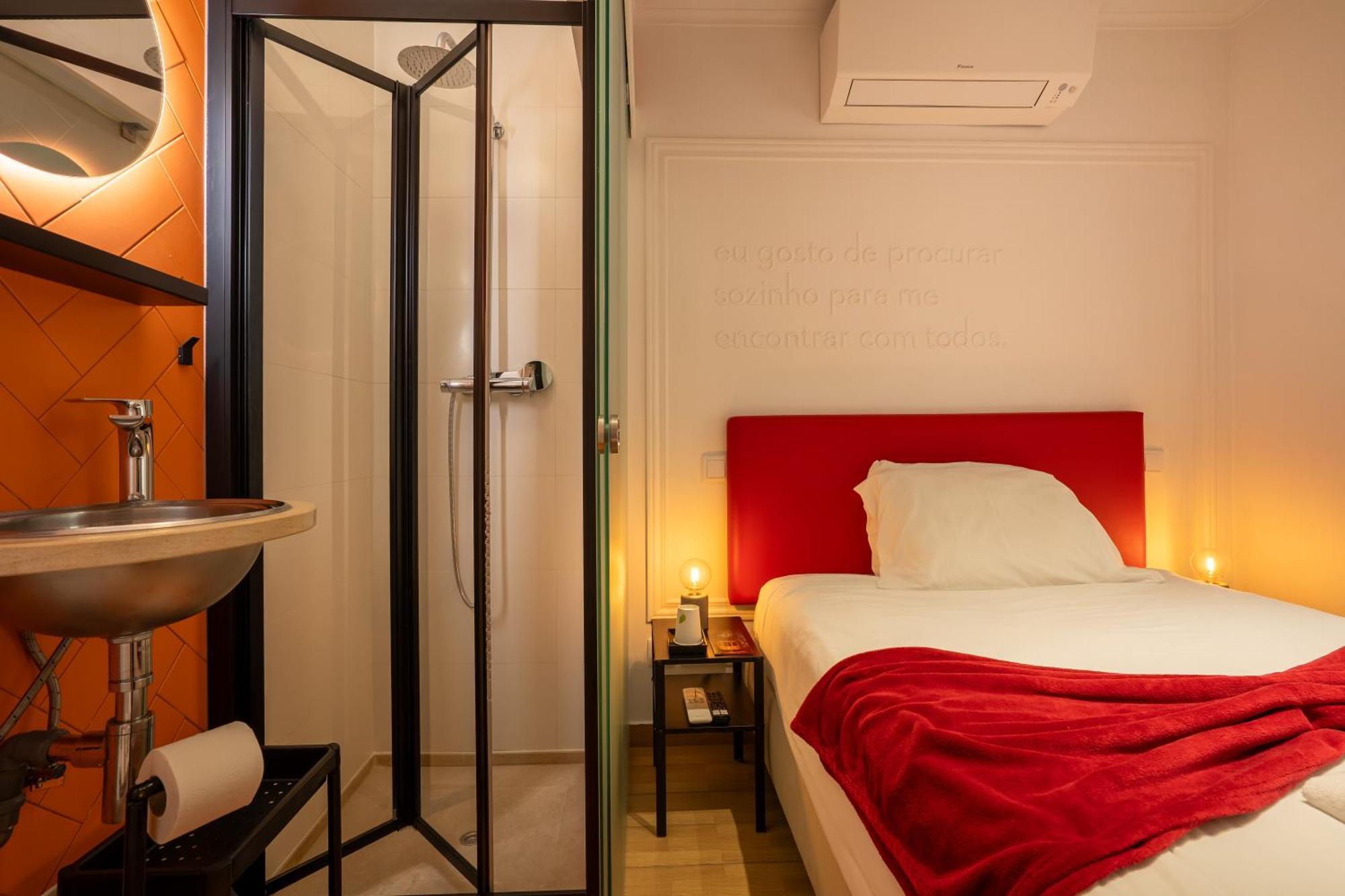 Economy Single Room
