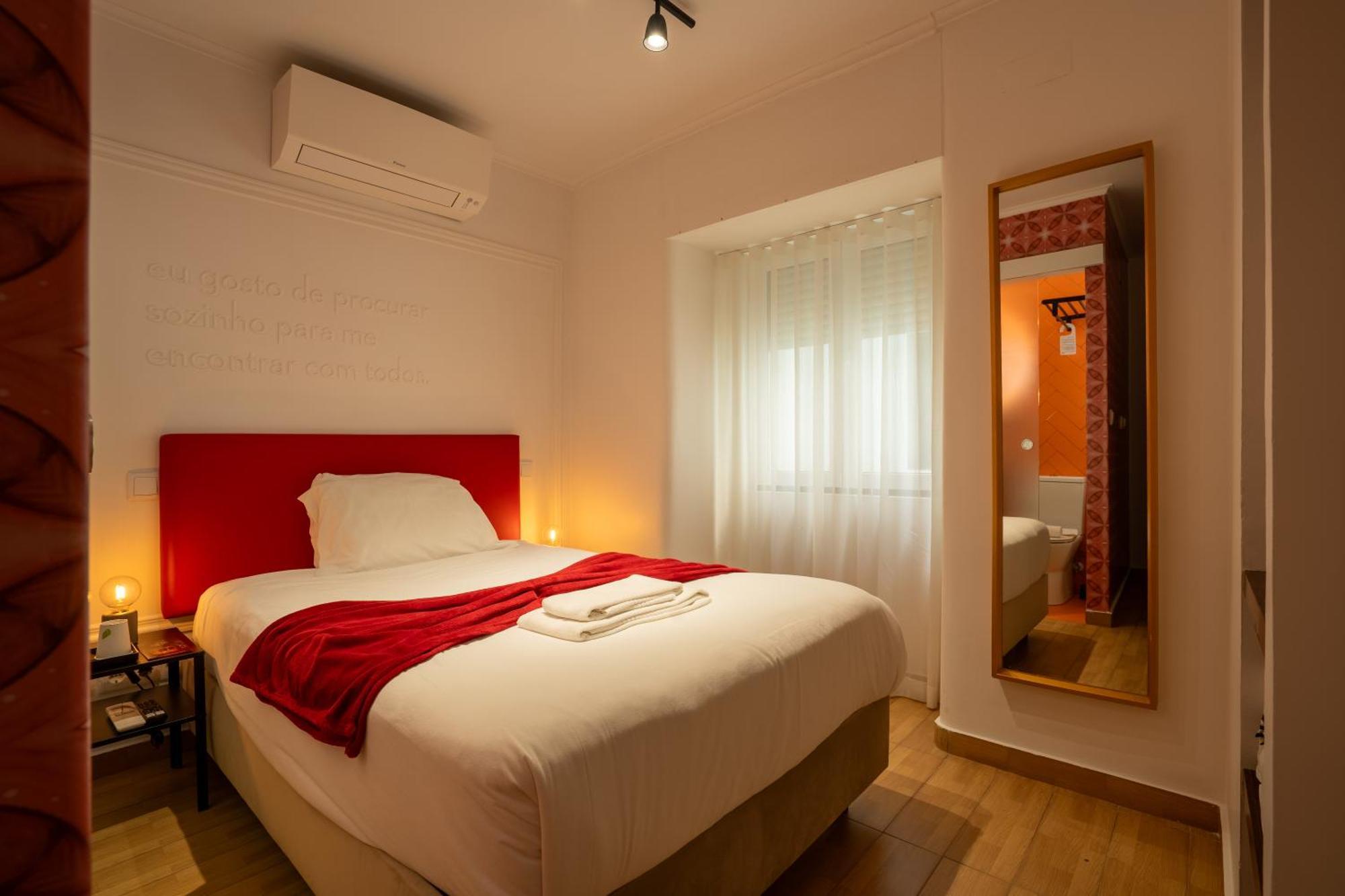 Economy Single Room