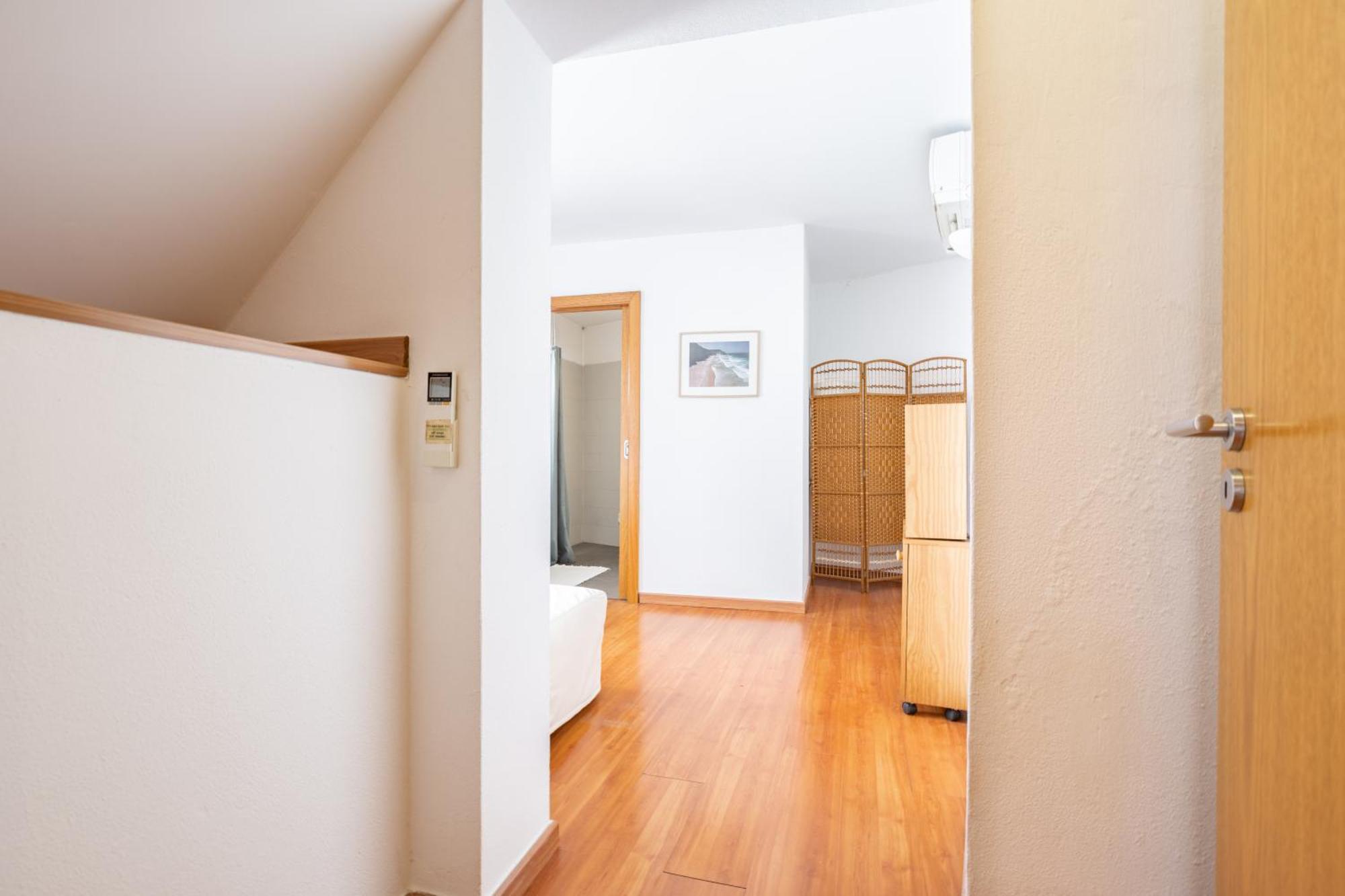 Ground-Floor One-Bedroom Apartment R or C
