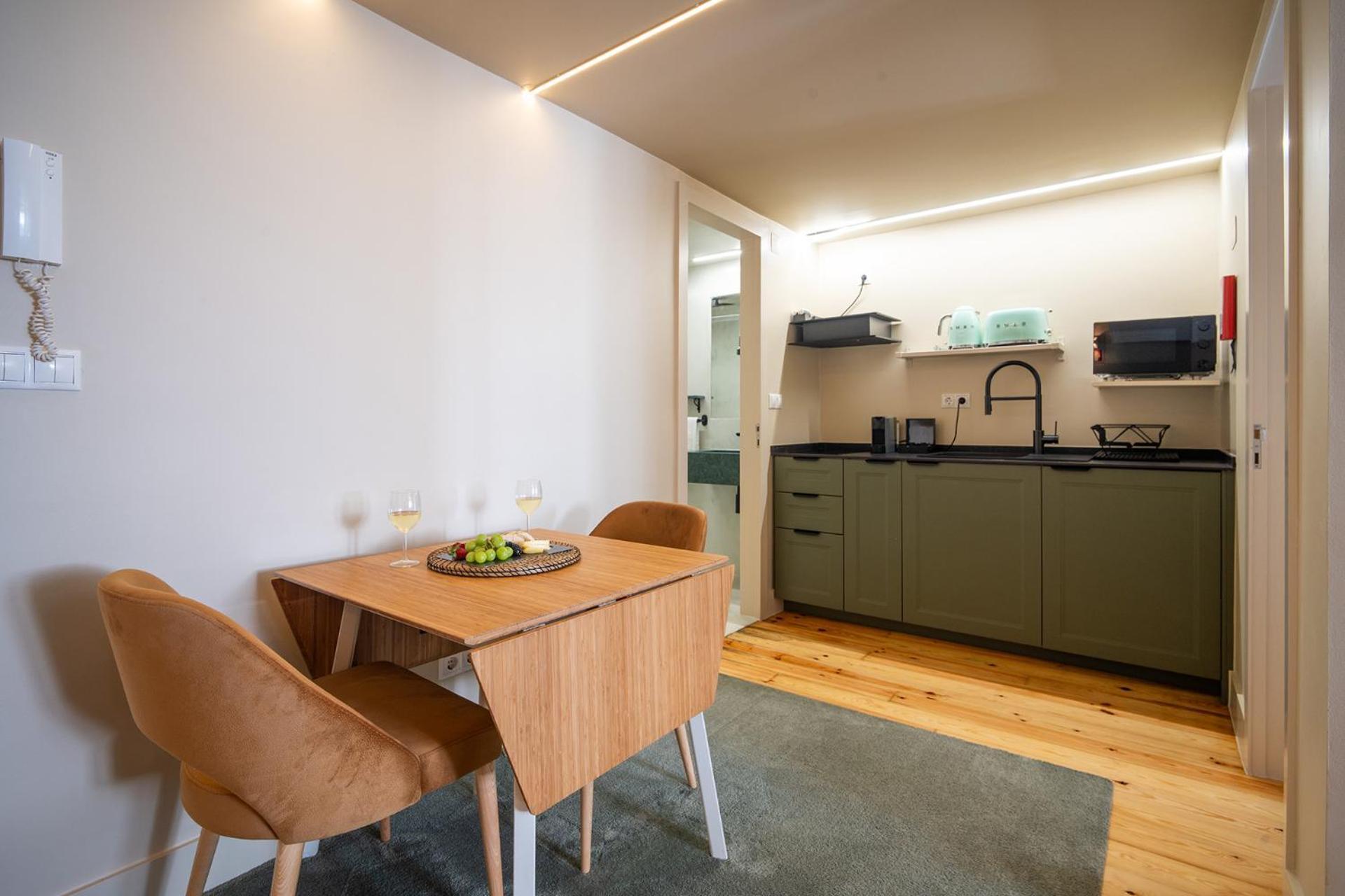 One-Bedroom Apartment