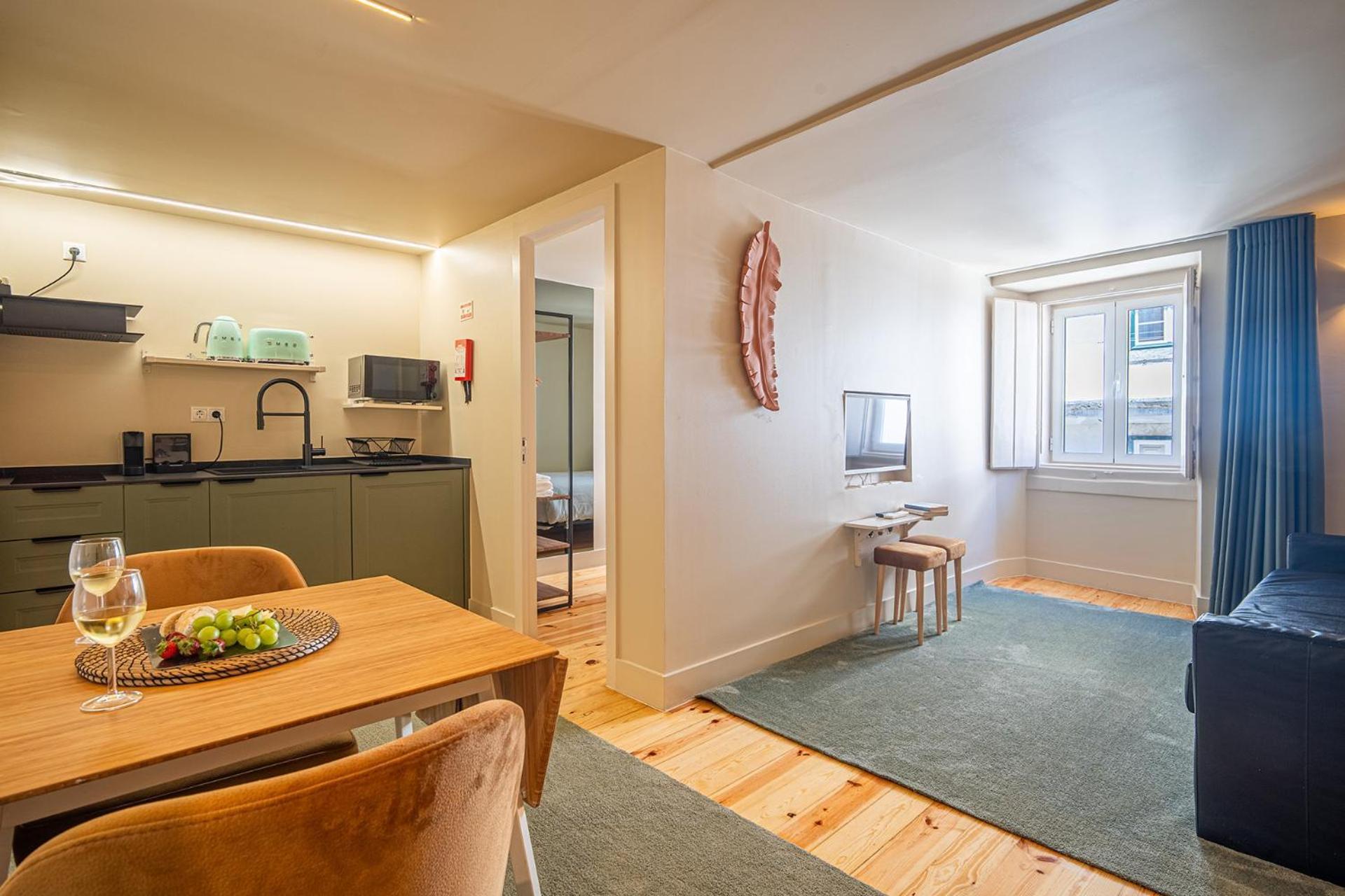 One-Bedroom Apartment
