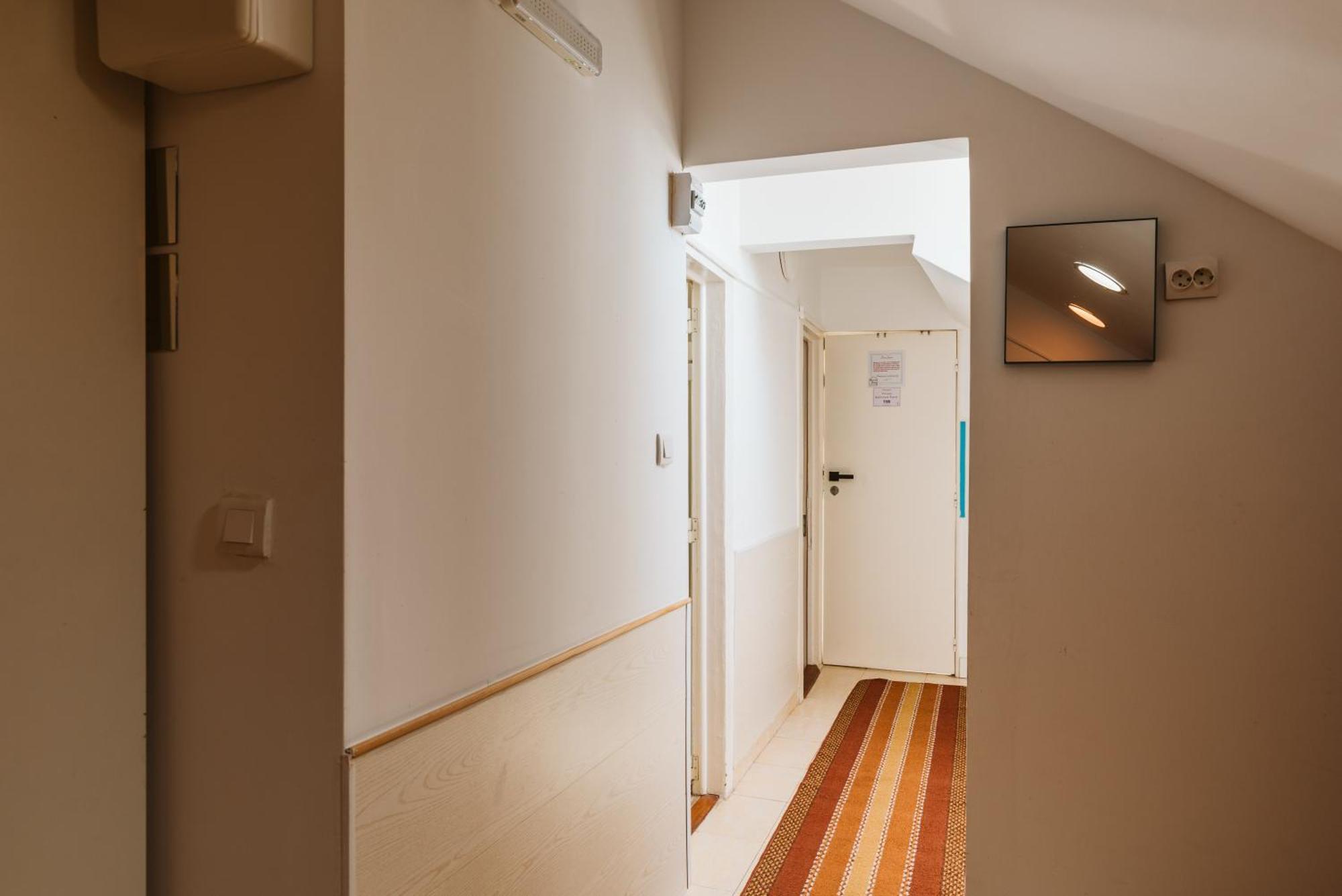 Attic Single Room Private Bathroom