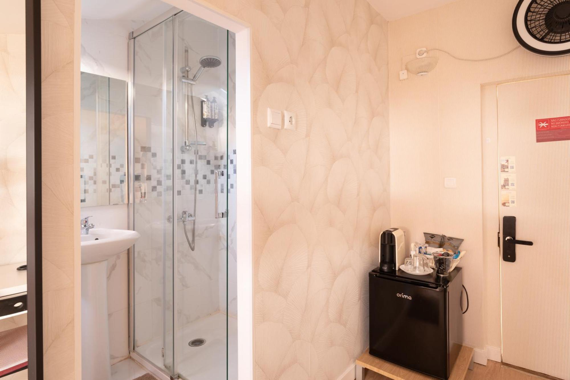 Attic Single Room Private Bathroom