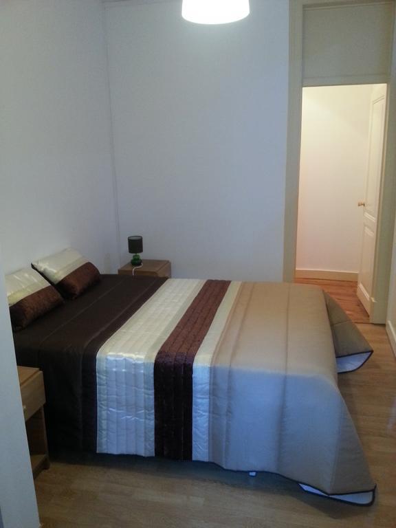 Tweepersoonskamer met Gedeelde Badkamer