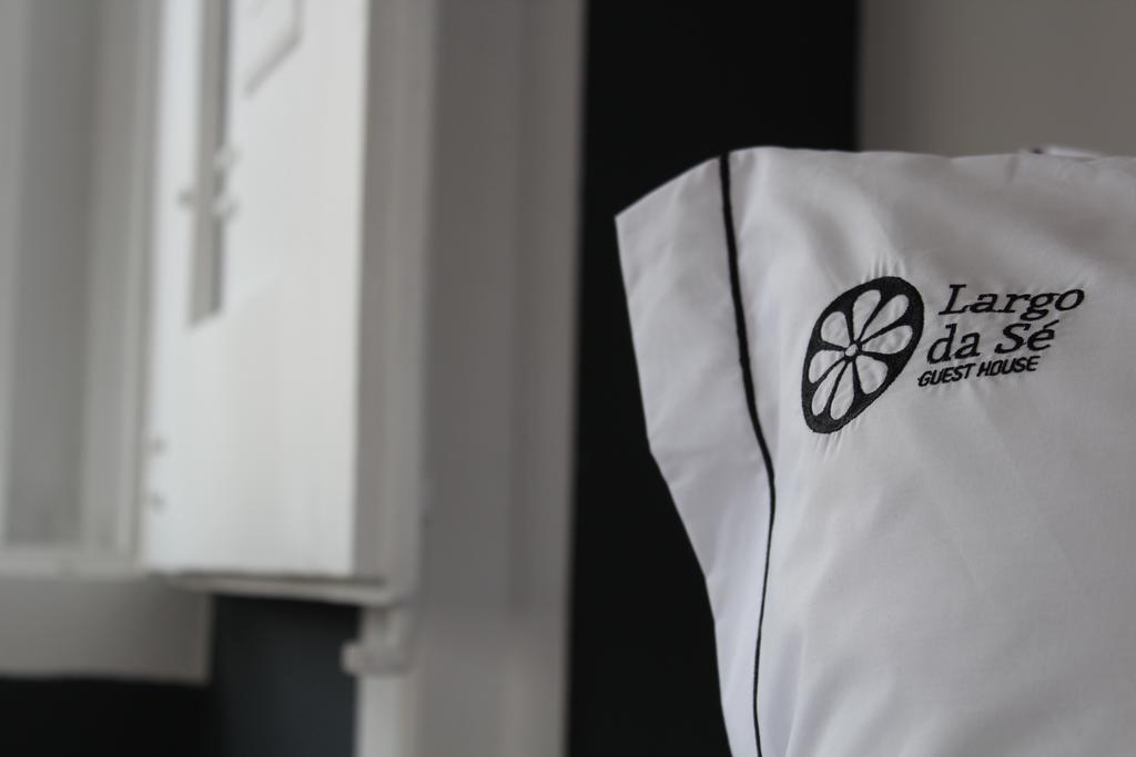 Superior Double Room with Shared Bathroom,822673433:JPEG