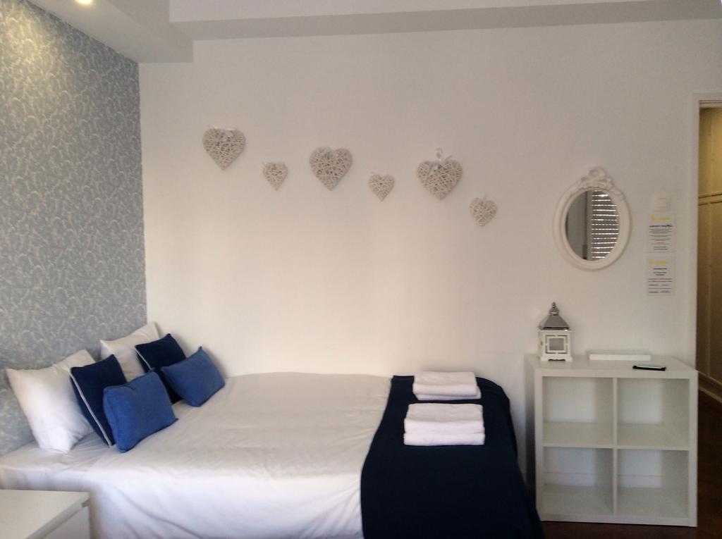 Single Room Balcony