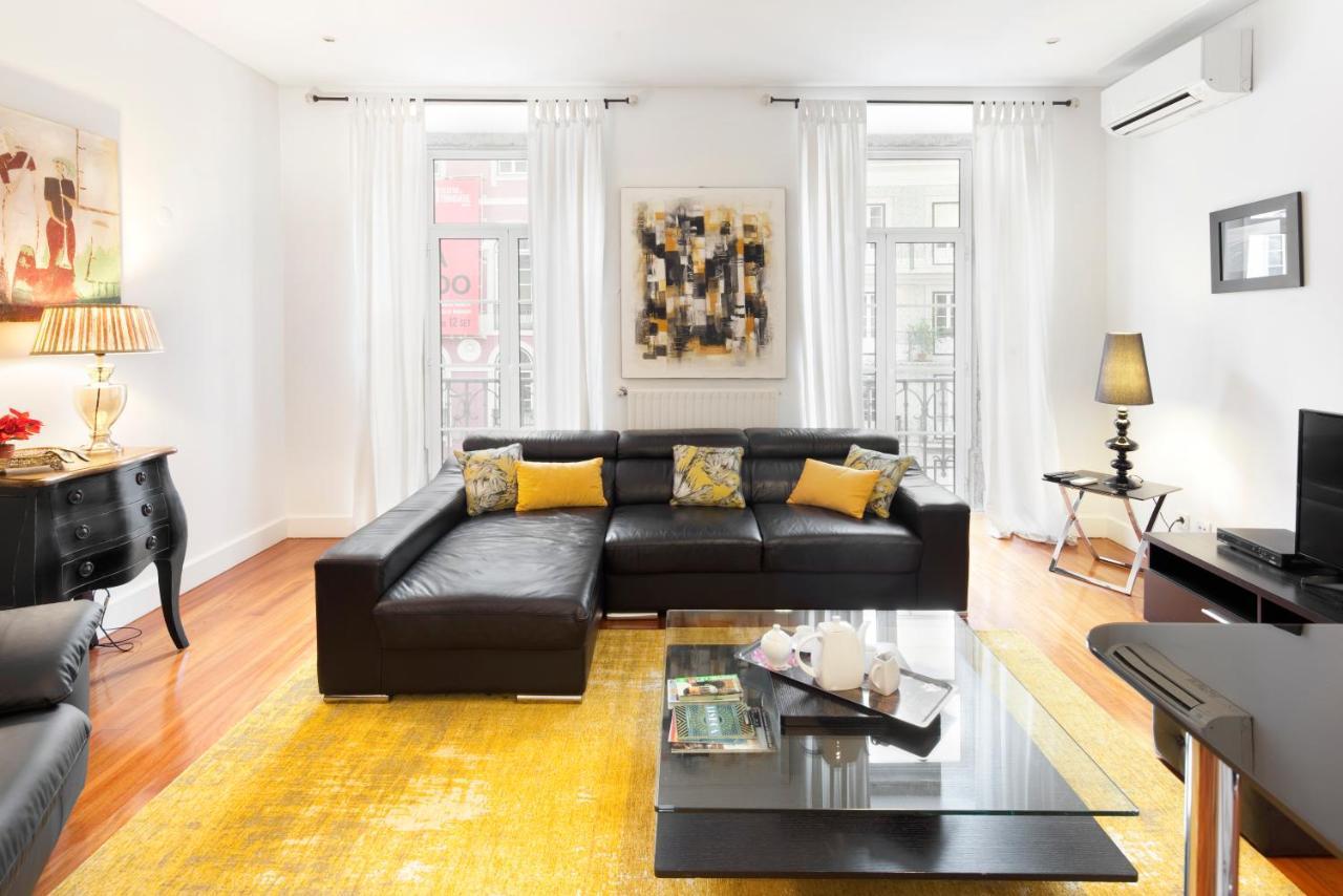 Superior One-Bedroom Apartment