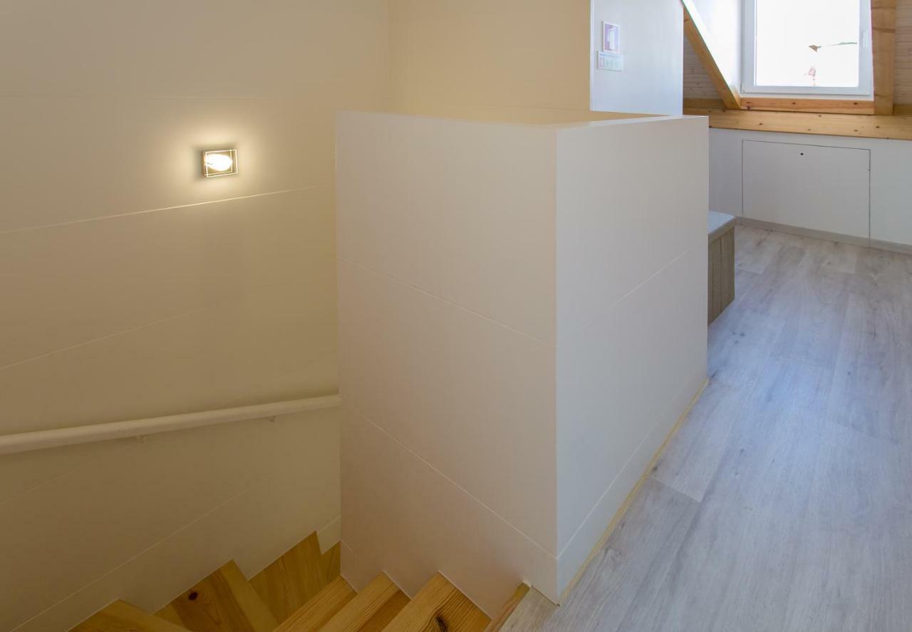 Junior Single Suite