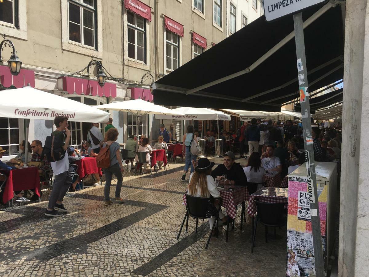 Two-Bedroom Apartment,851358176:JPEG