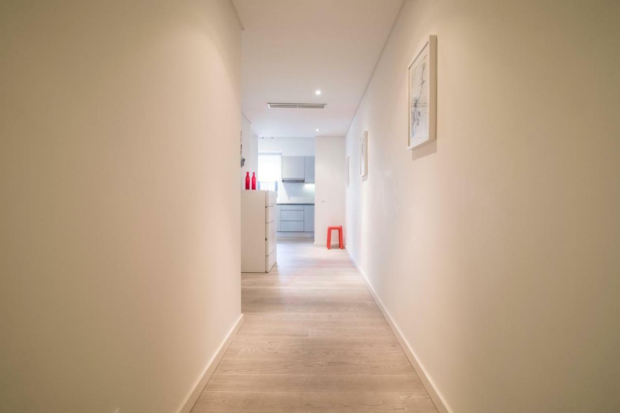 Apartment with Balcony,872001755:JPEG