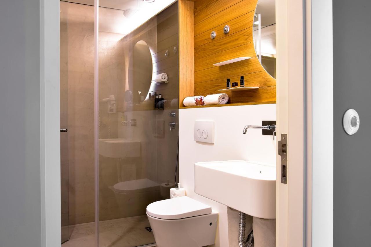 Twin Room,1274409472:JPEG