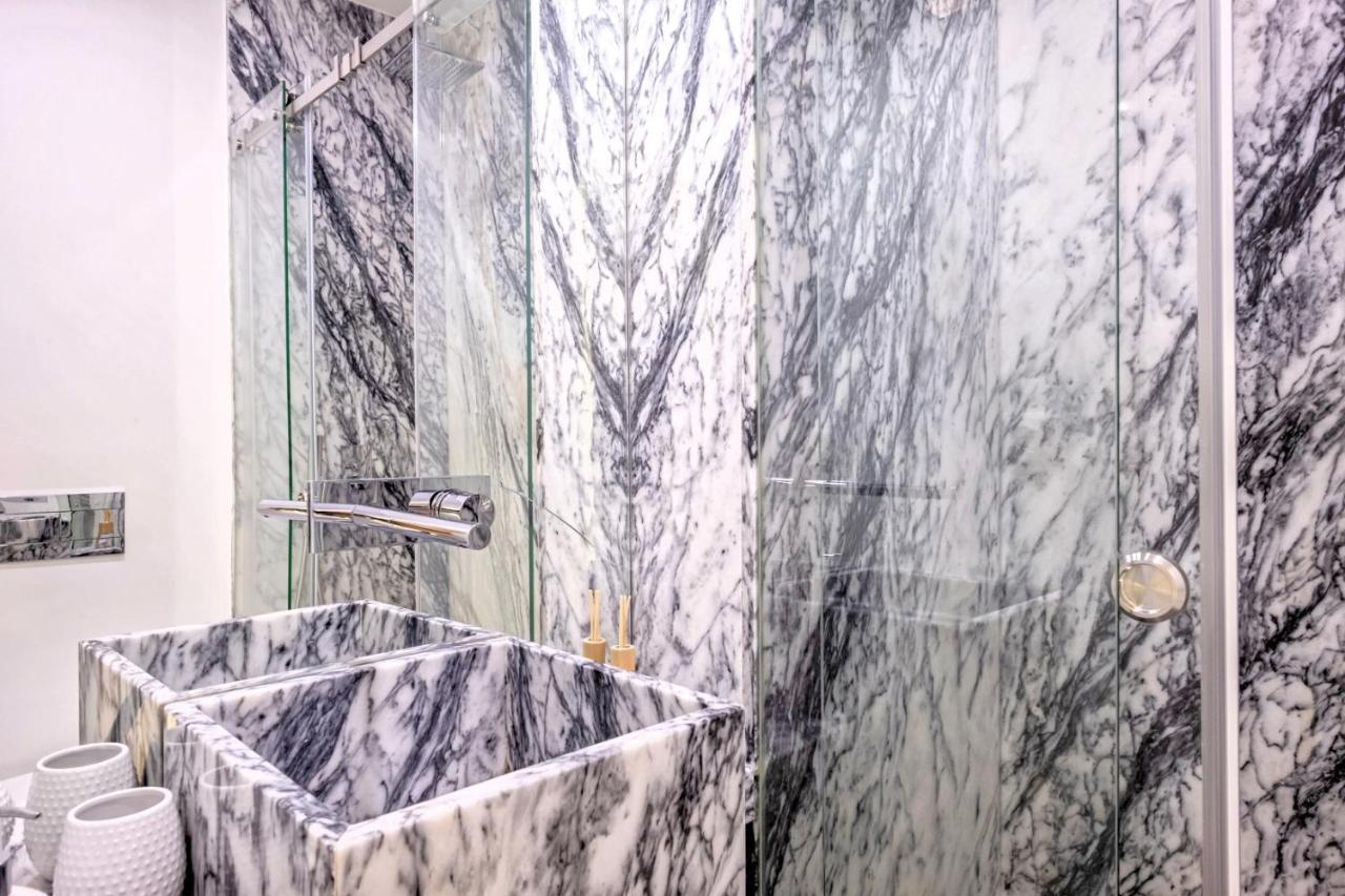 Double Room with Private Bathroom,971950330:JPEG